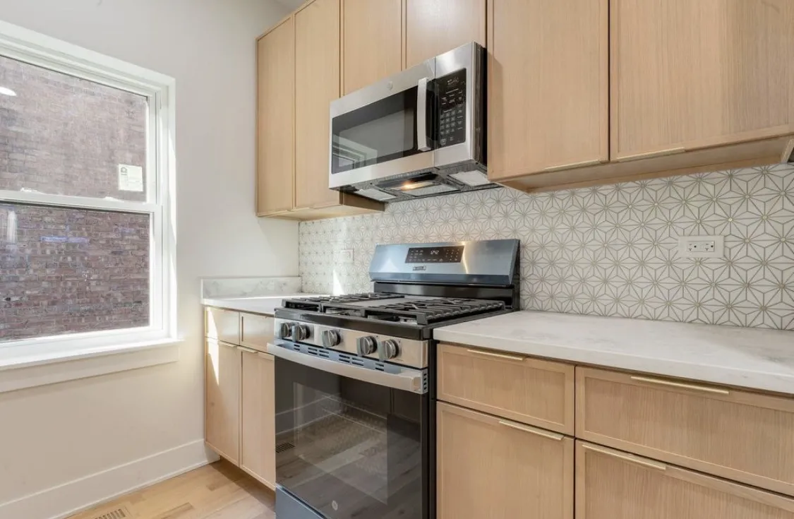 6404 S Vernon Ave   60637 60637-unit#2-Chicago-IL