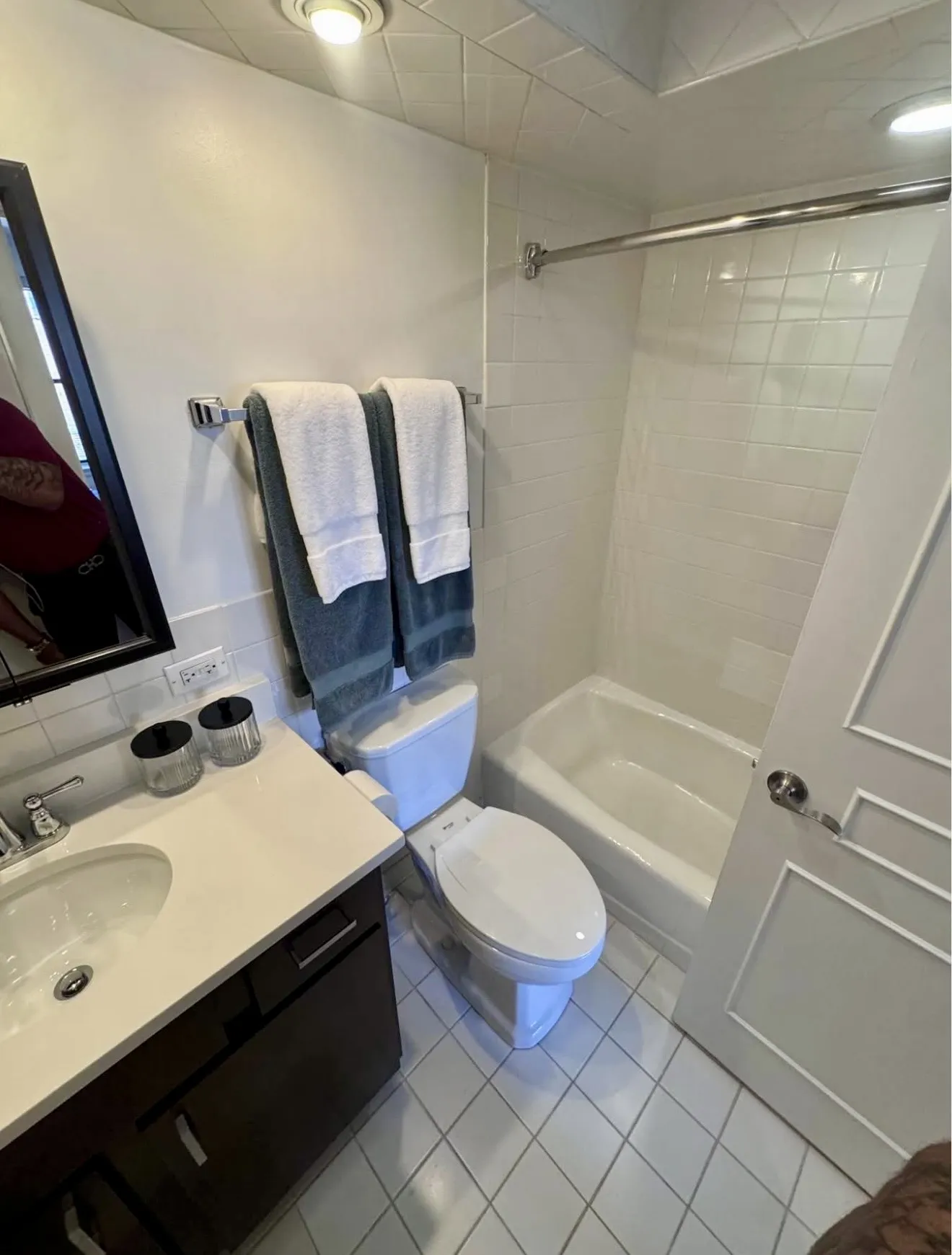200 E Chestnut St   60611 60611-unit#806-Chicago-IL
