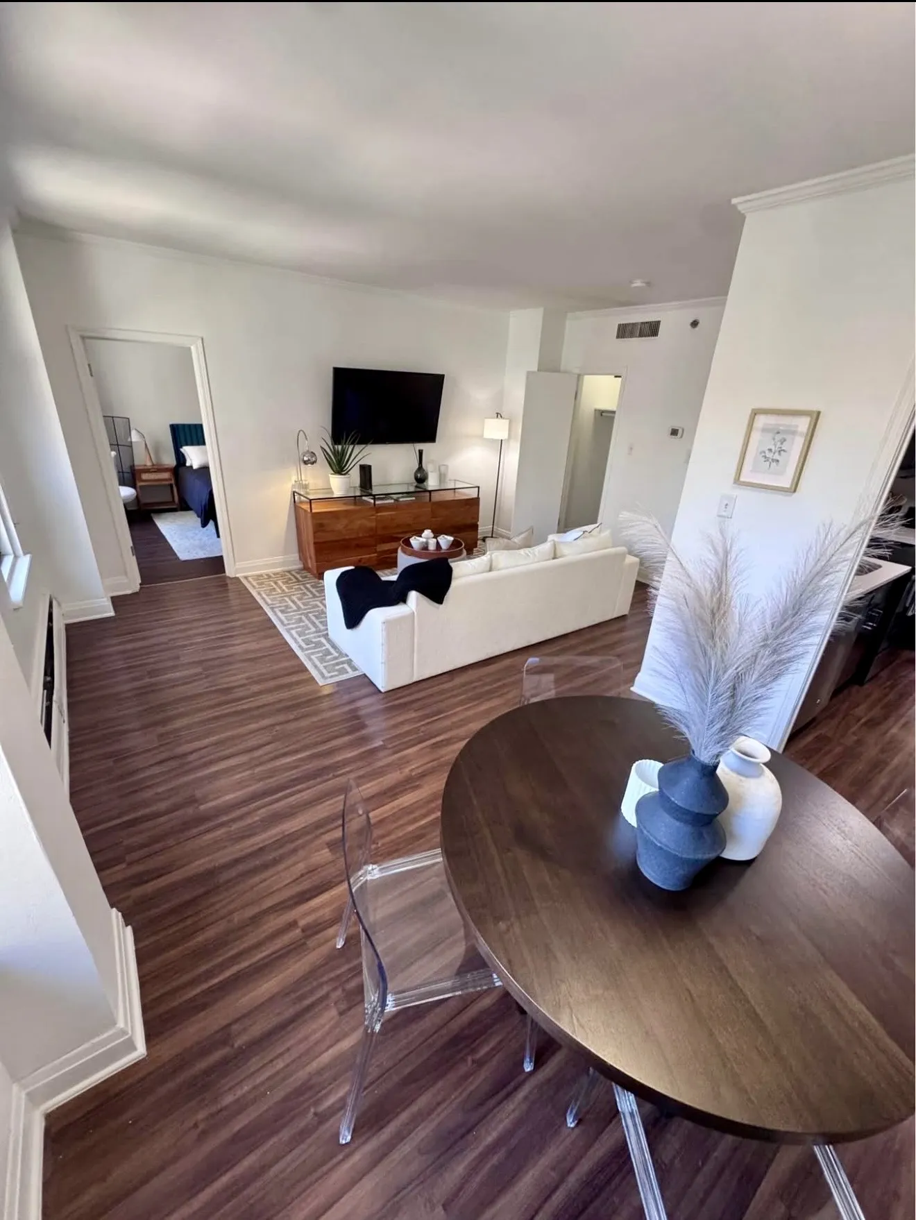200 E Chestnut St   60611 60611-unit#806-Chicago-IL