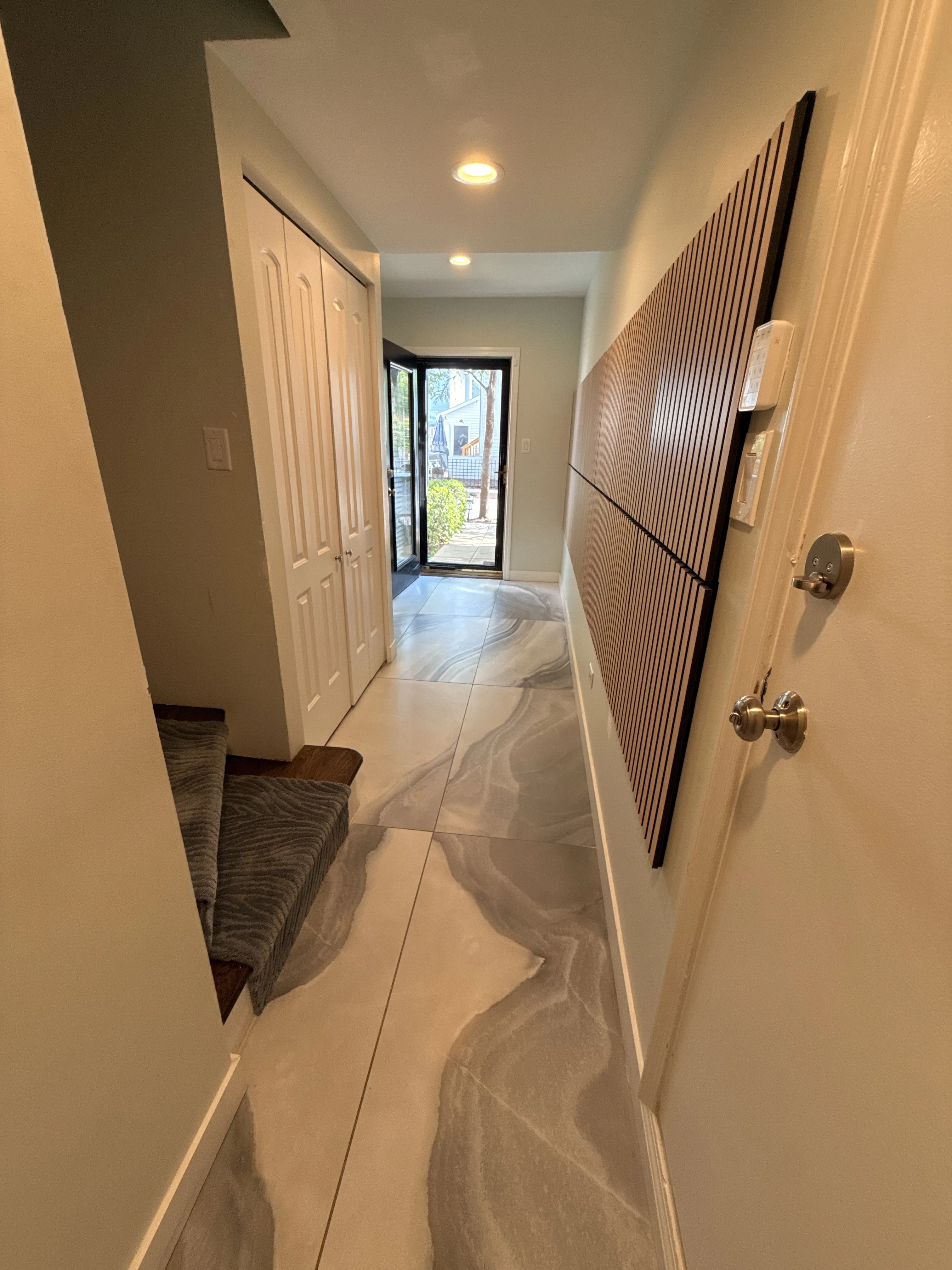 1835 W Oakdale Ave 60657 60657-Landmark Village-unit#C-Chicago-IL