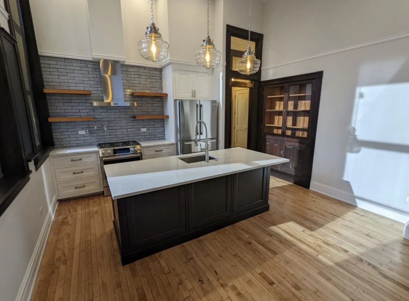 1444 W Augusta Blvd   60642 60642-Peabody Apartments-unit#104-Chicago-IL