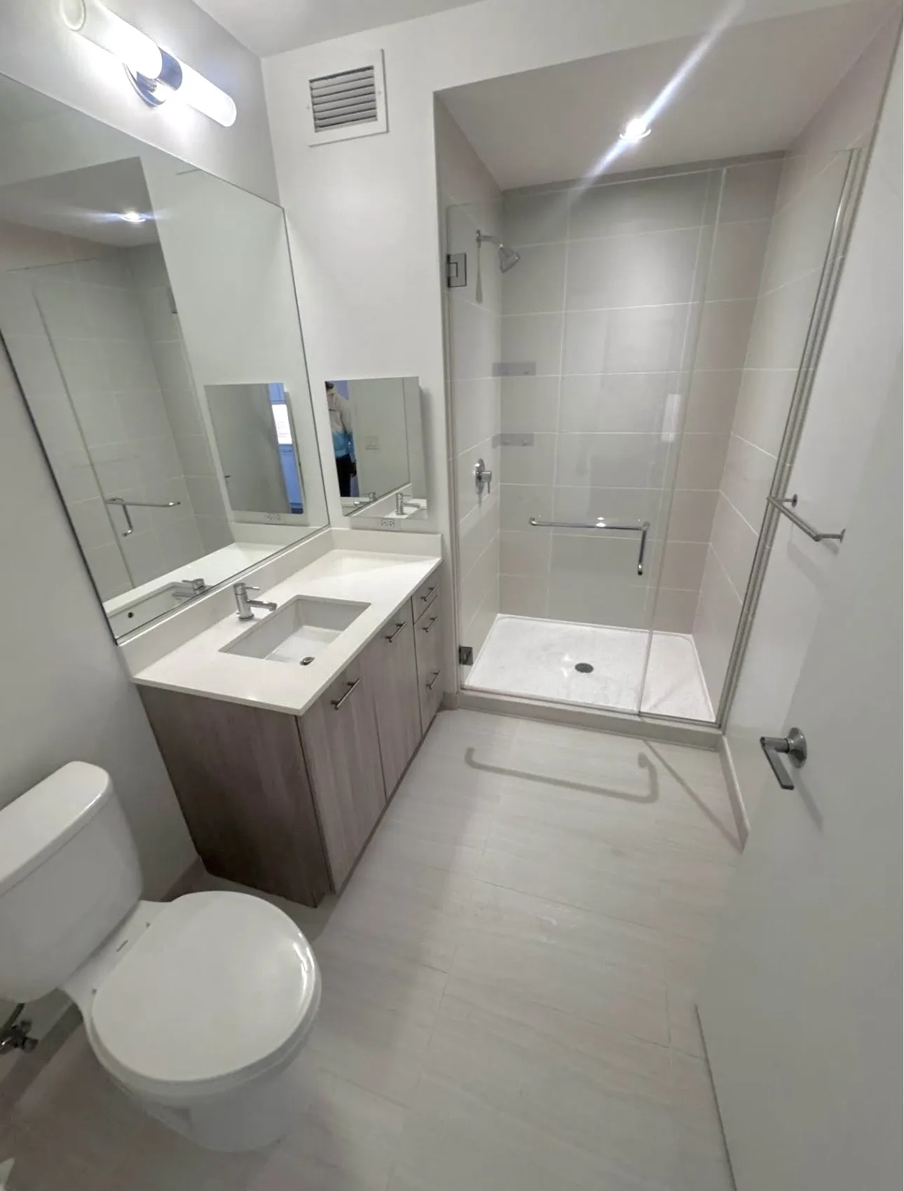 210 N Wells St   60601 60601-unit#3104-Chicago-IL