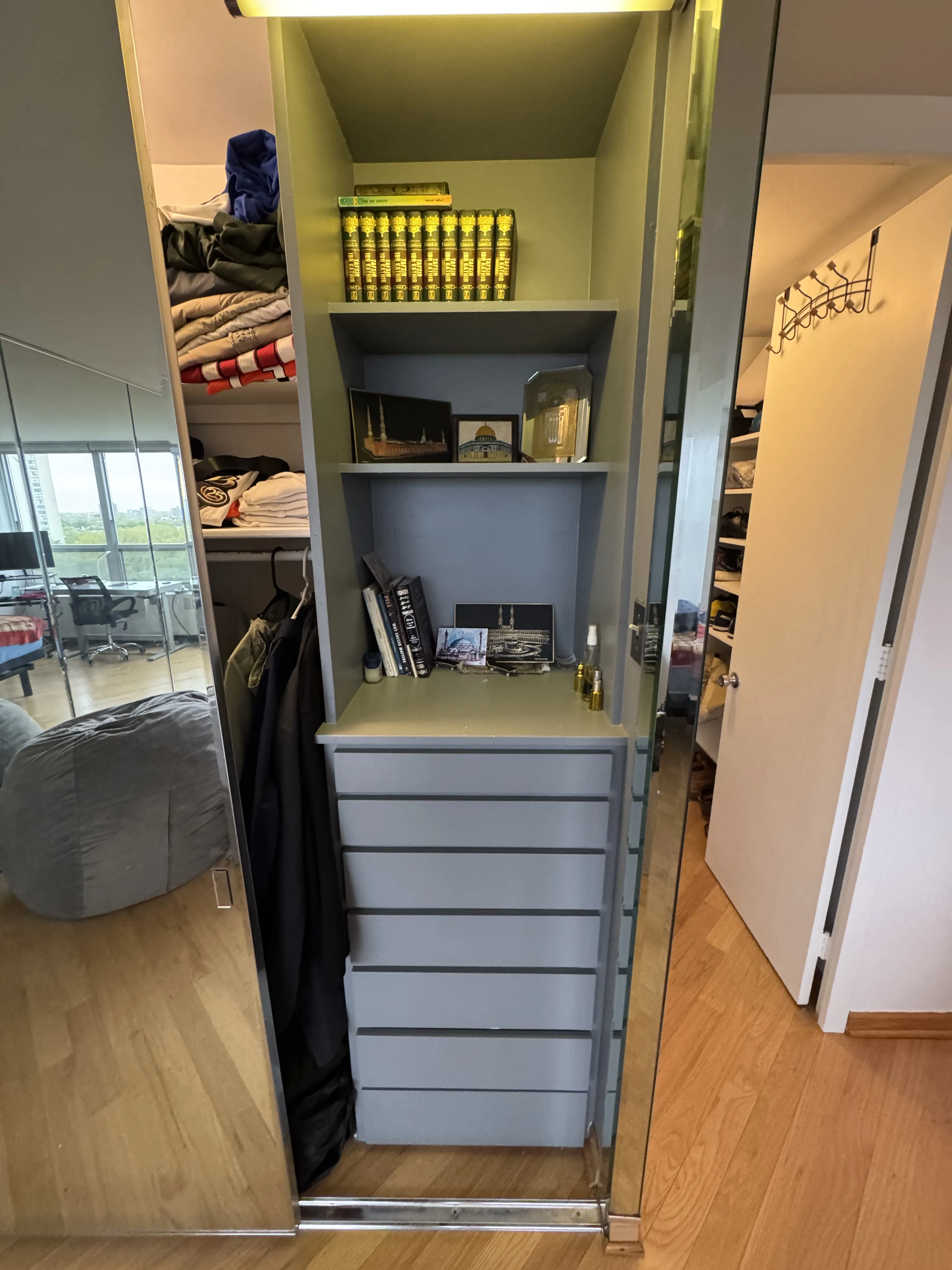 4800 S  Beach Dr   60615 60615-Newport Condominiums-unit#1102 N-Chicago-IL