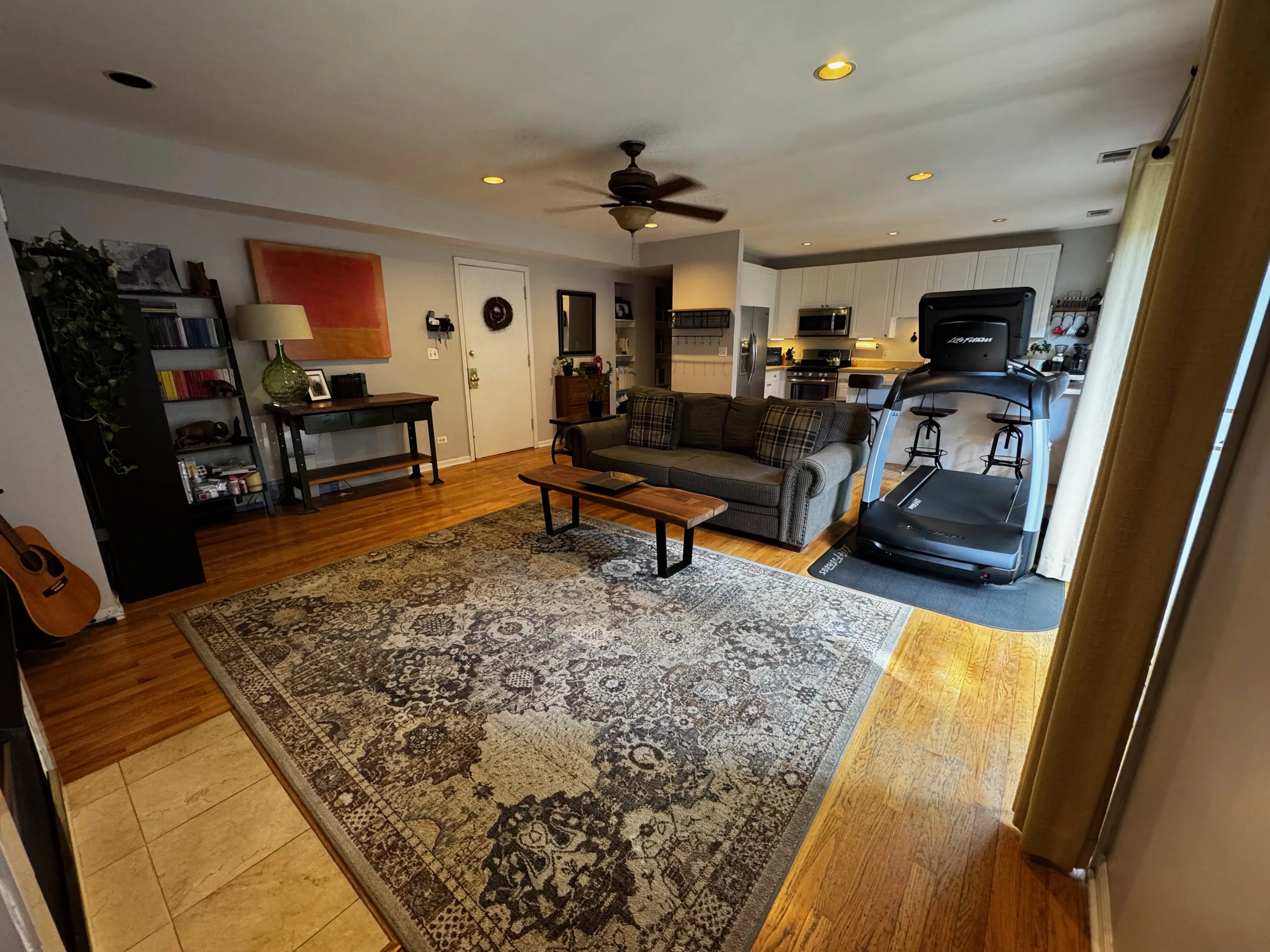 1050 W Dakin St 60613 60613-unit#1E-Chicago-IL