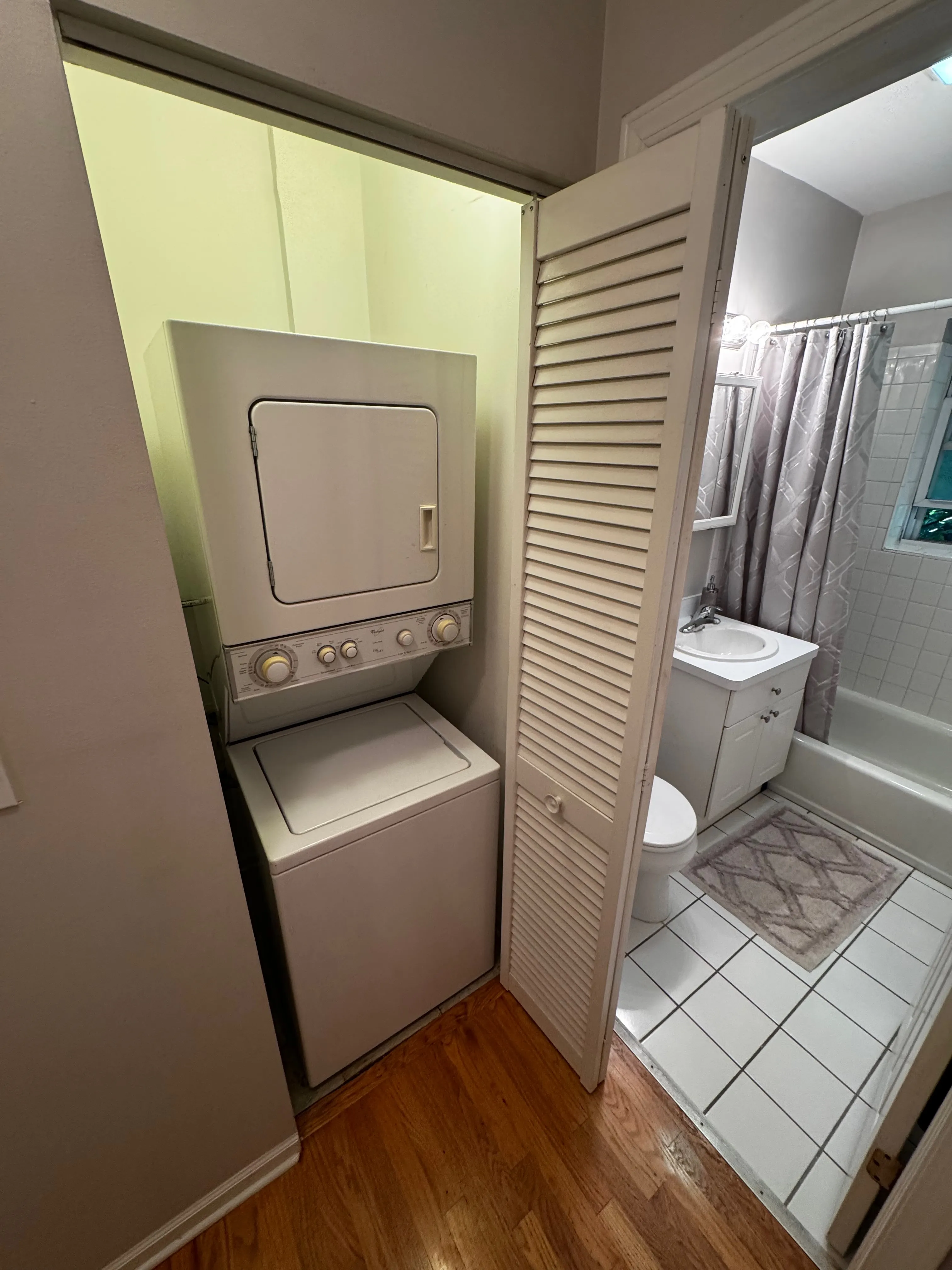 1050 W Dakin St 60613 60613-unit#1E-Chicago-IL