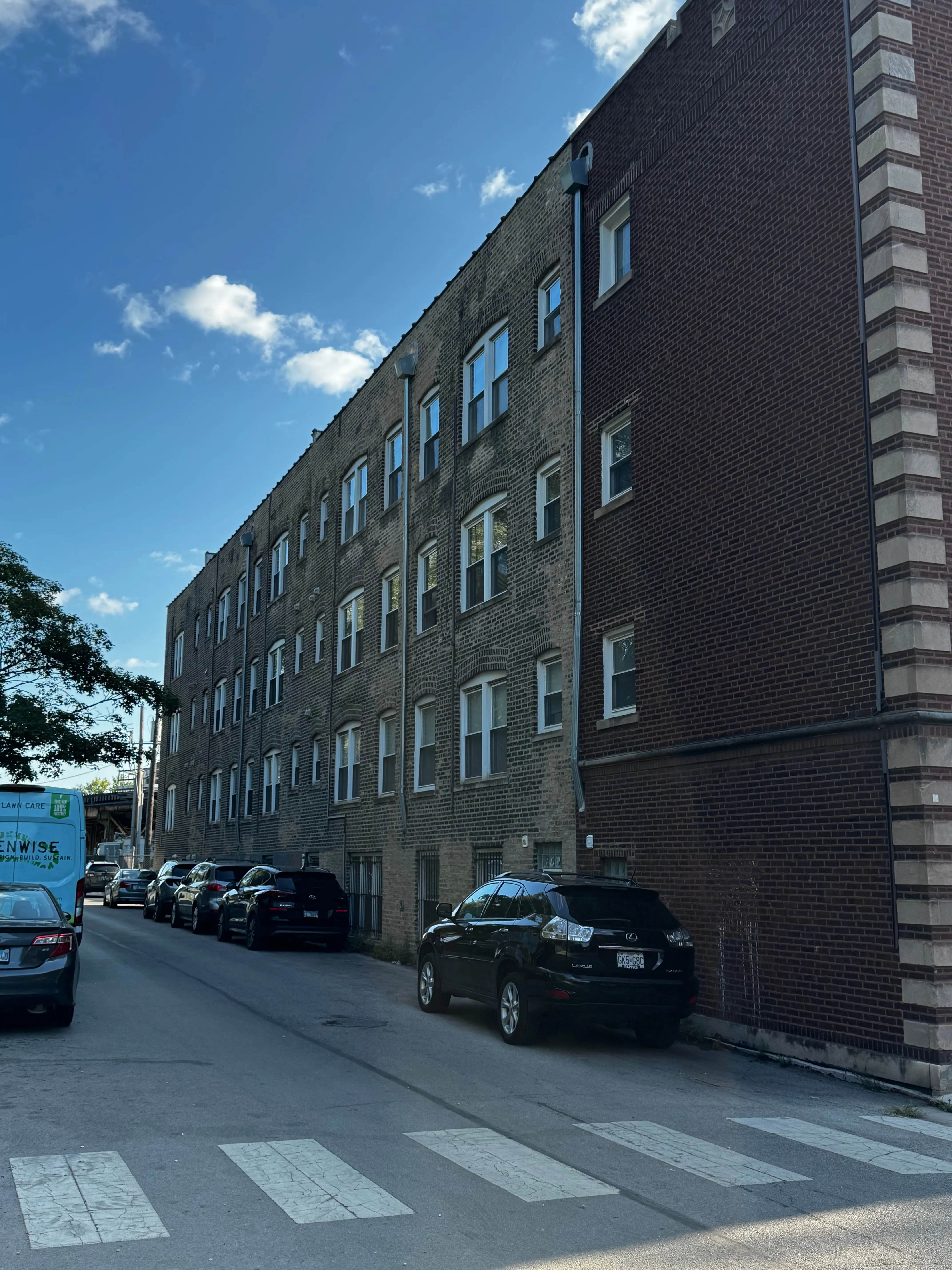 1050 W Dakin St 60613 60613-unit#1E-Chicago-IL
