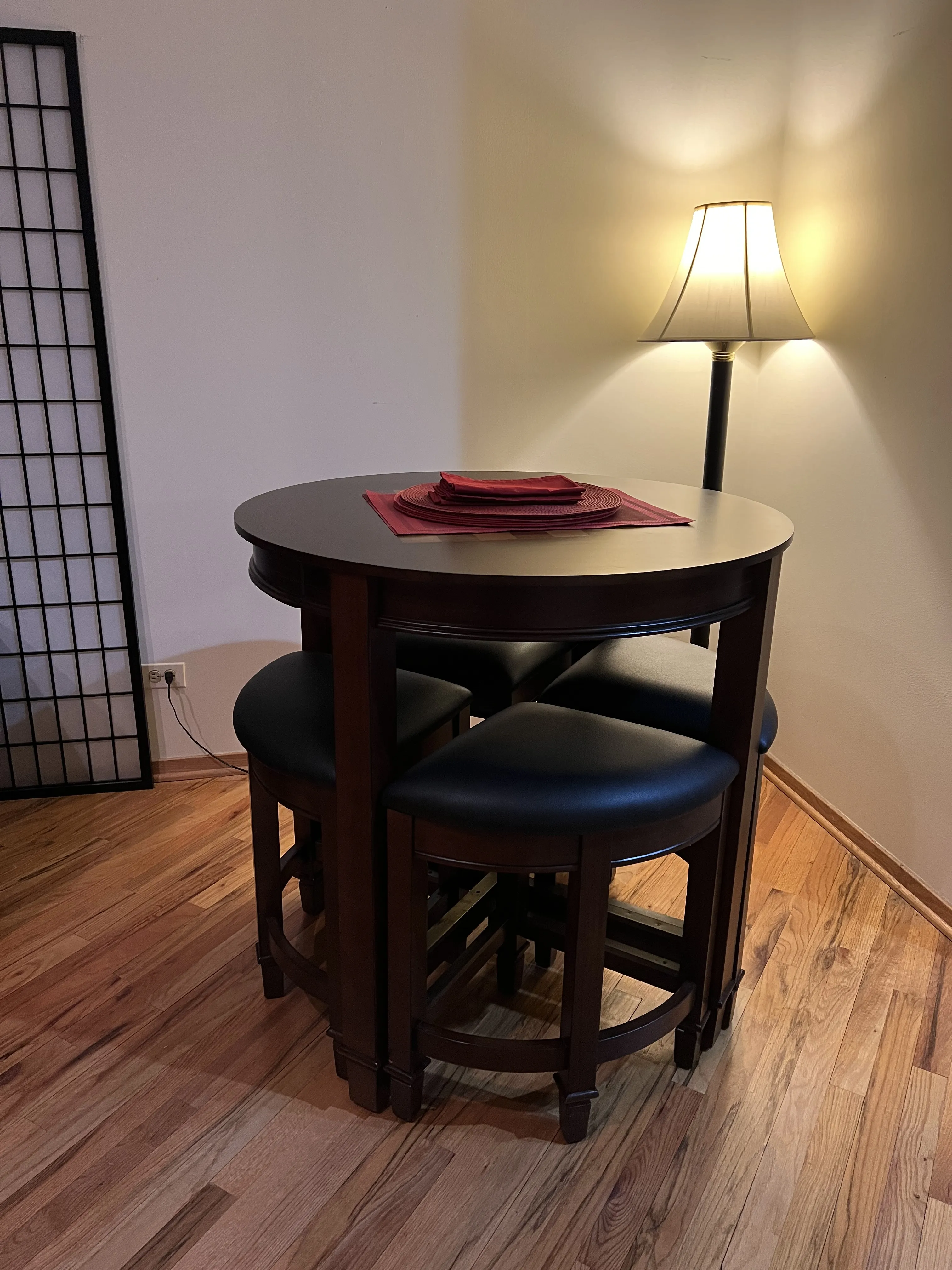 910 S Michigan Ave 60605 60605-Chicago-IL