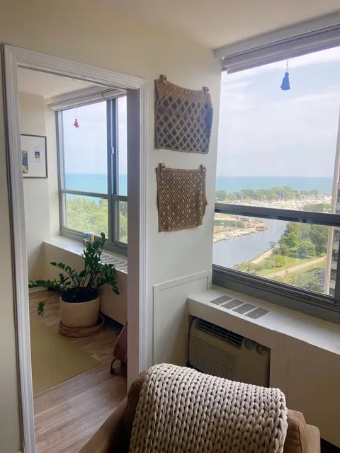 3550 N Lake Shore Dr 60657 60657-Chicago-IL