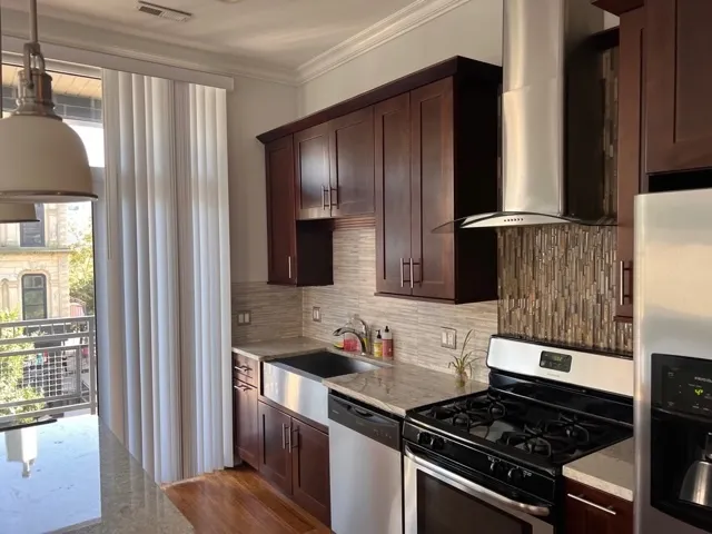 4 N Aberdeen St   60607 60607-The Aberdeen-unit#301-Chicago-IL