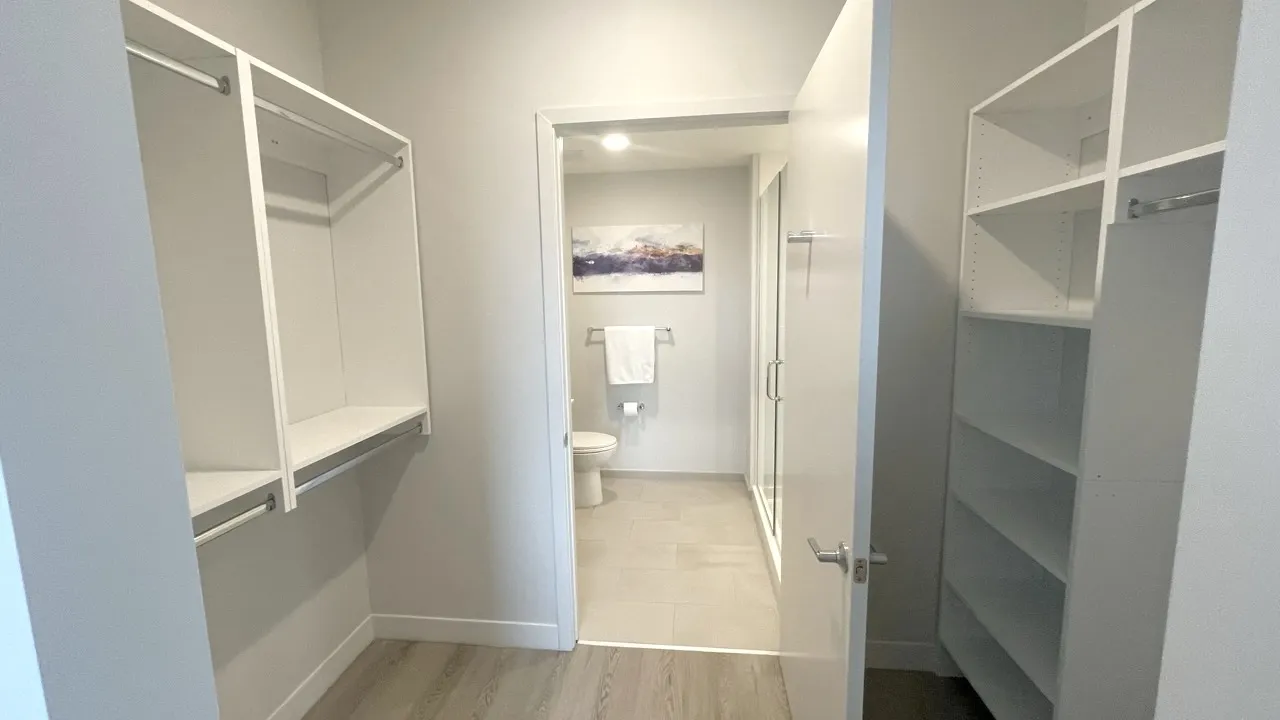670 N May St   60642 60642-unit#402-Chicago-IL