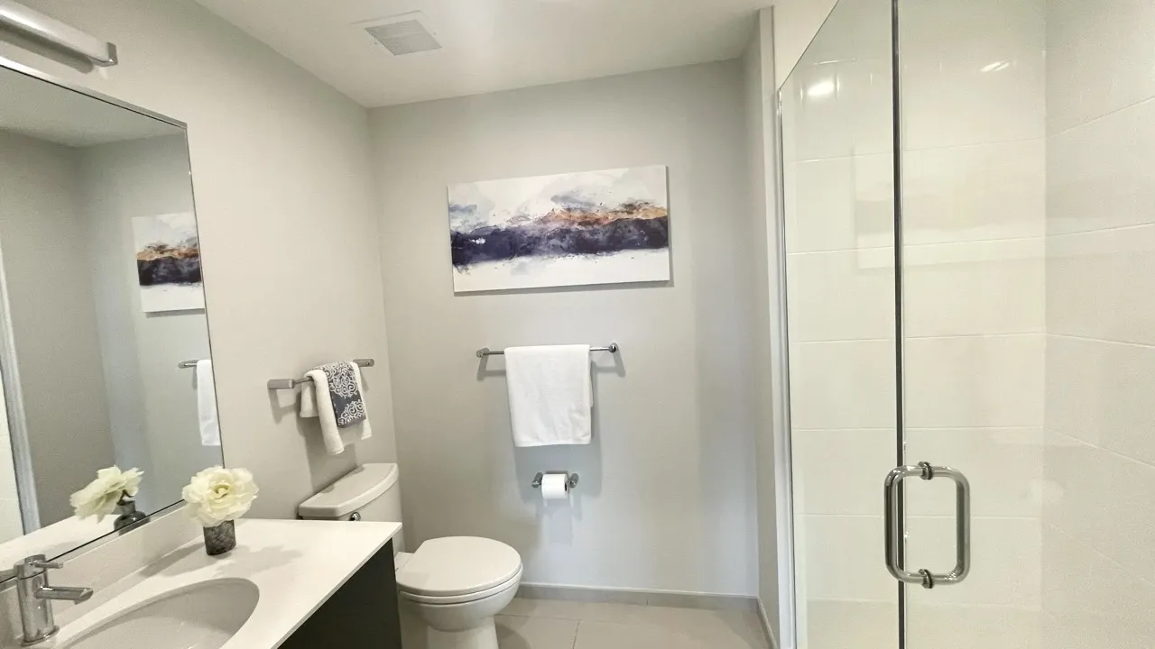 670 N May St   60642 60642-unit#402-Chicago-IL