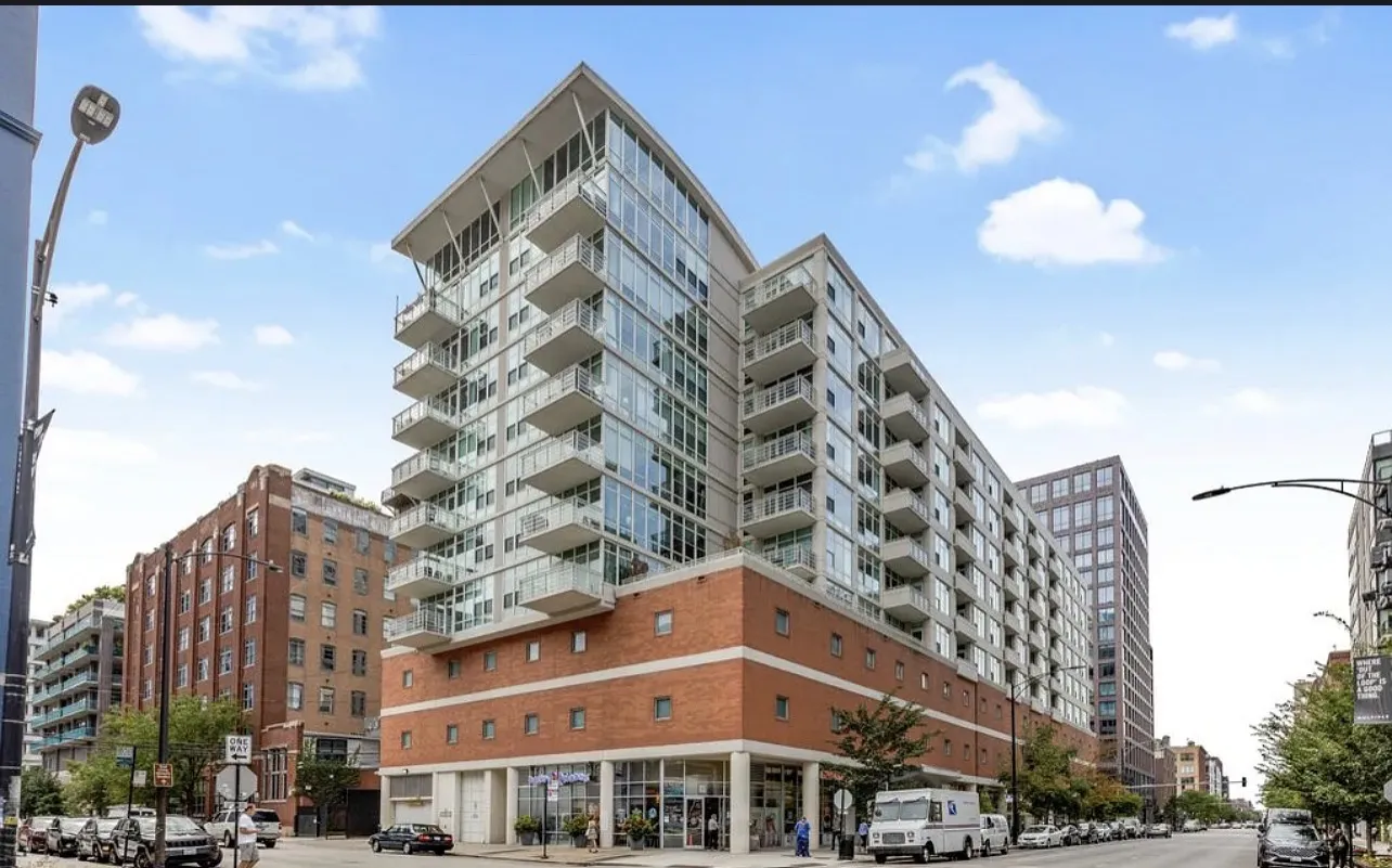 909 W Washington Blvd 60607 60607-Chicago-IL