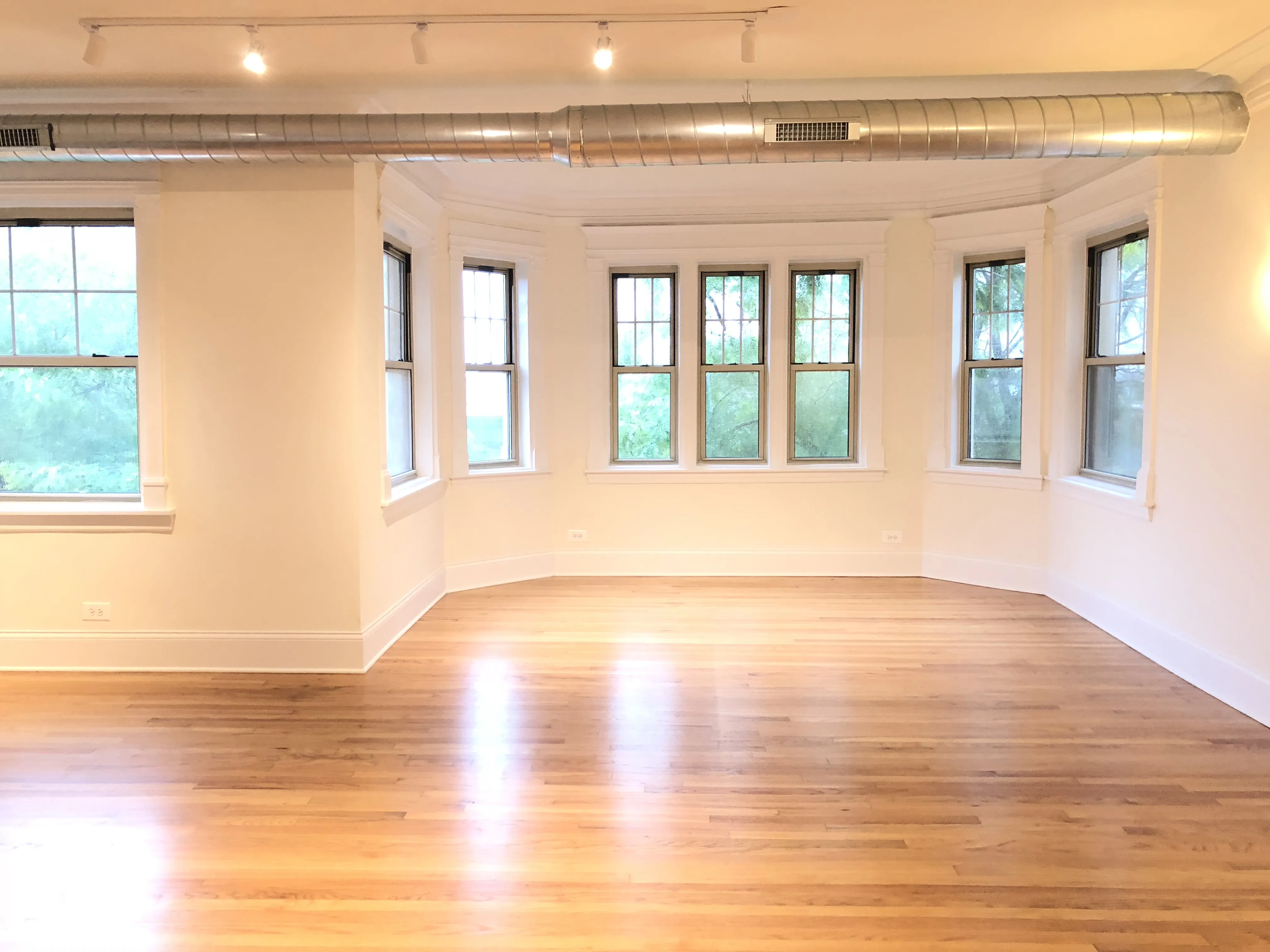 5330 N Kenmore Ave 60640 60640-Kenmore Vista Apartments-unit#4E-Chicago-IL
