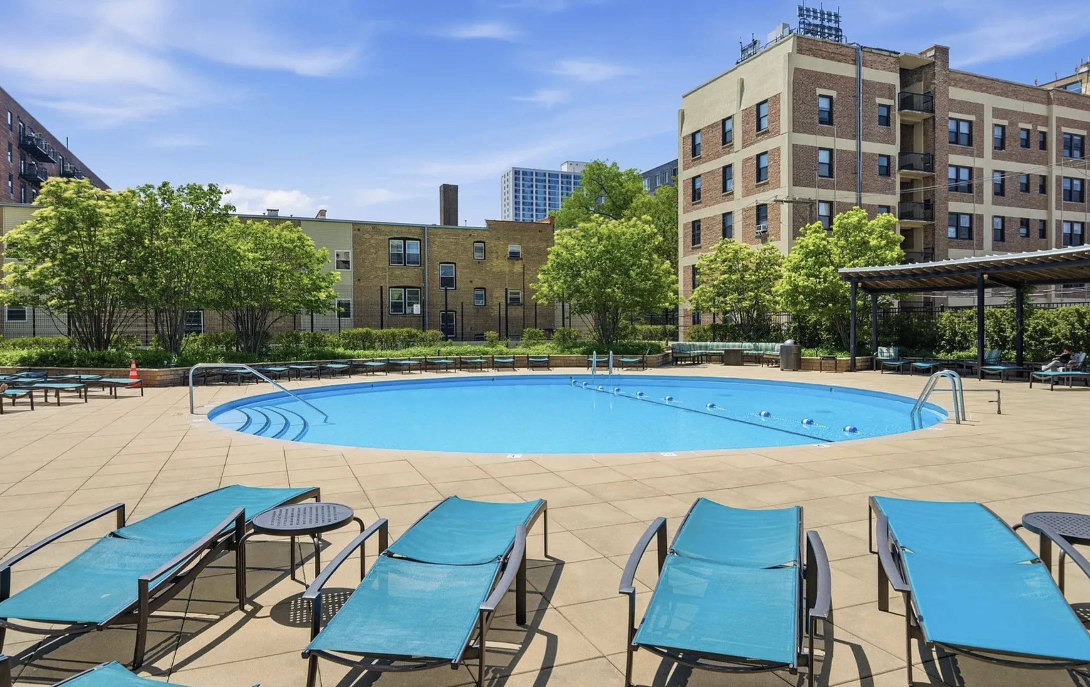 3930 N Pine Grove Ave 60613 60613-unit#5th Floor -Chicago-IL