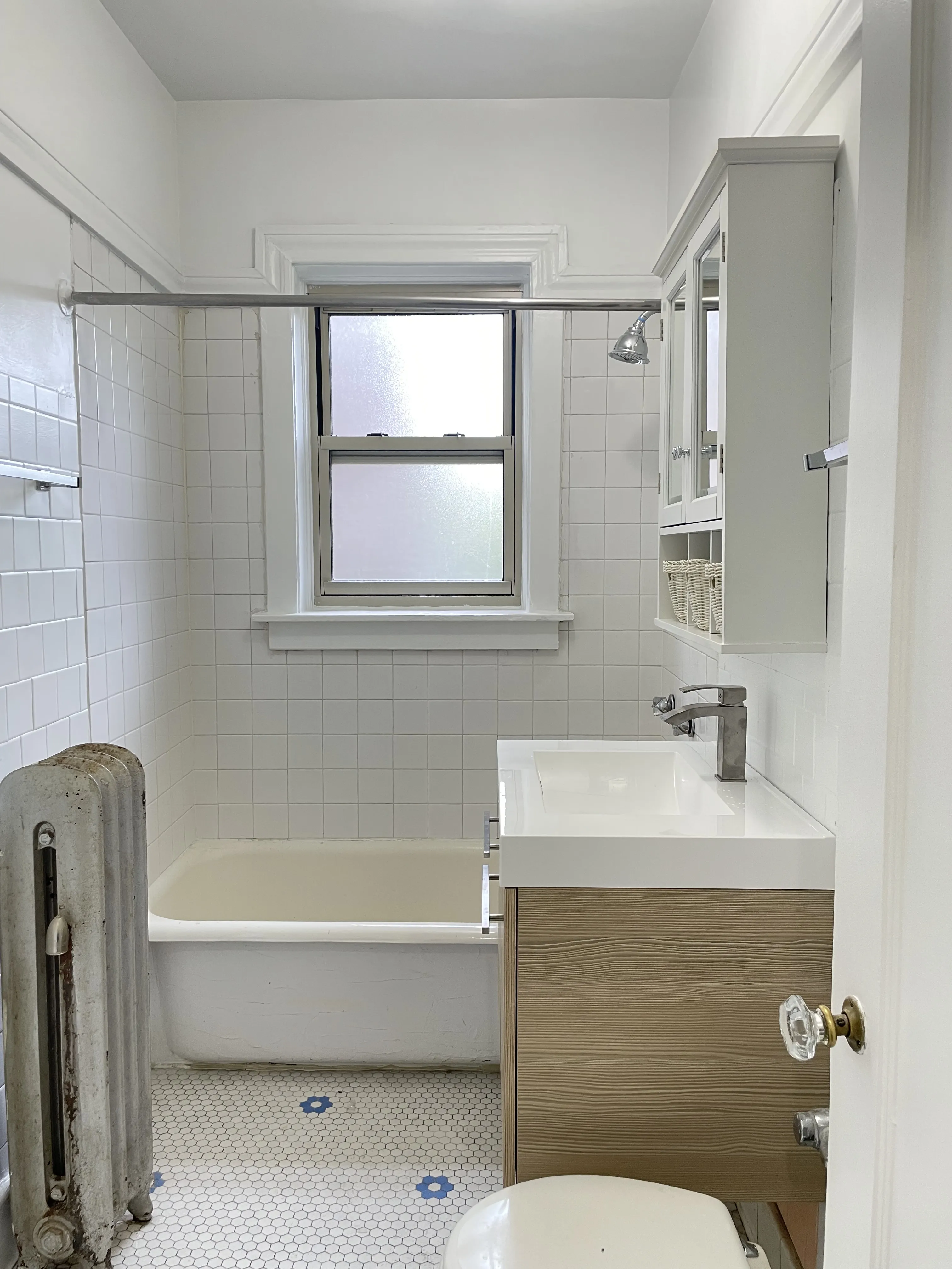 1725 W. Thorndale 60660-Hermitage Andersonville Apartments-unit#2B-Chicago-IL