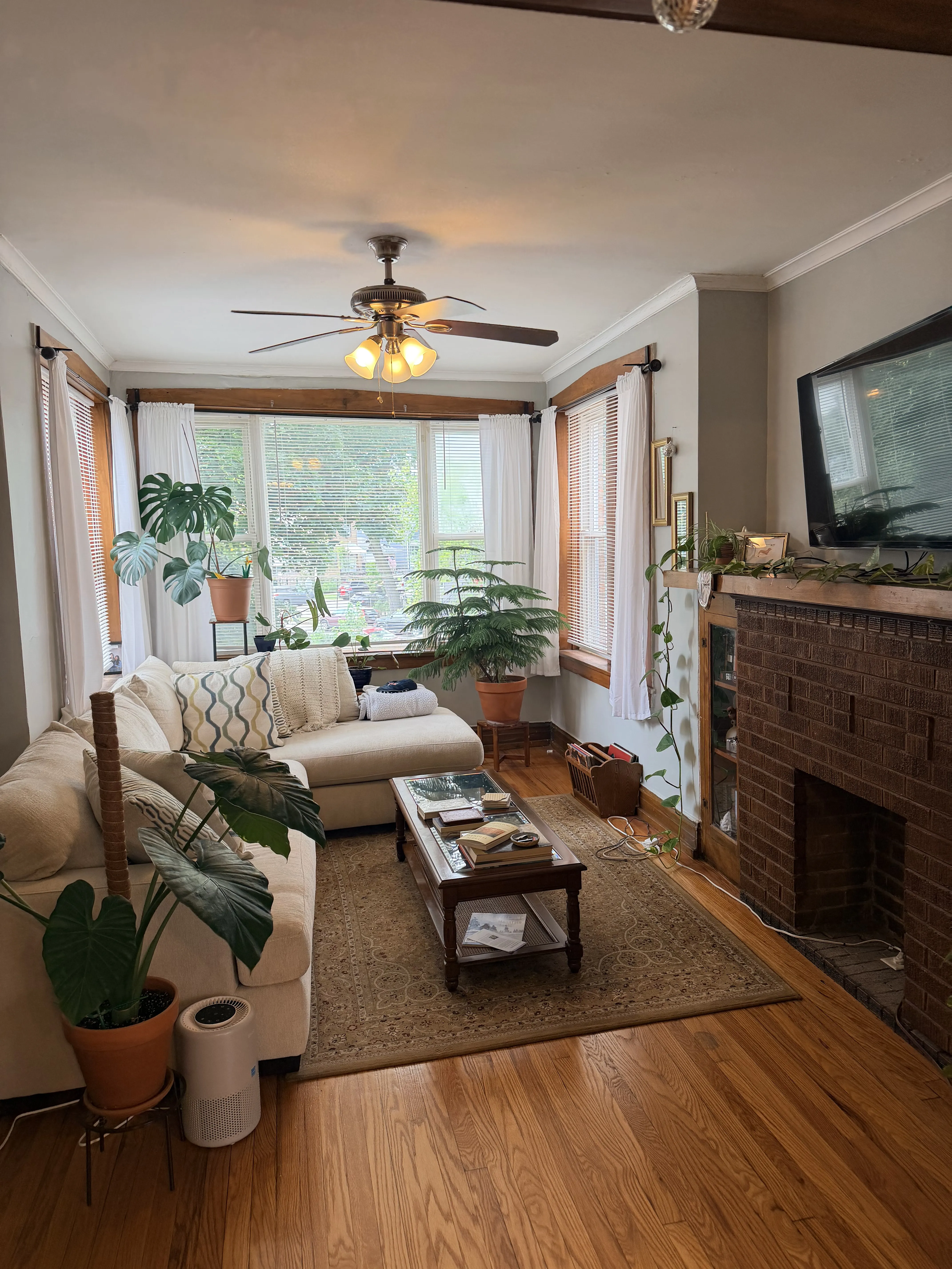 3063 N Gresham Ave 60618 60618-unit#2-Chicago-IL