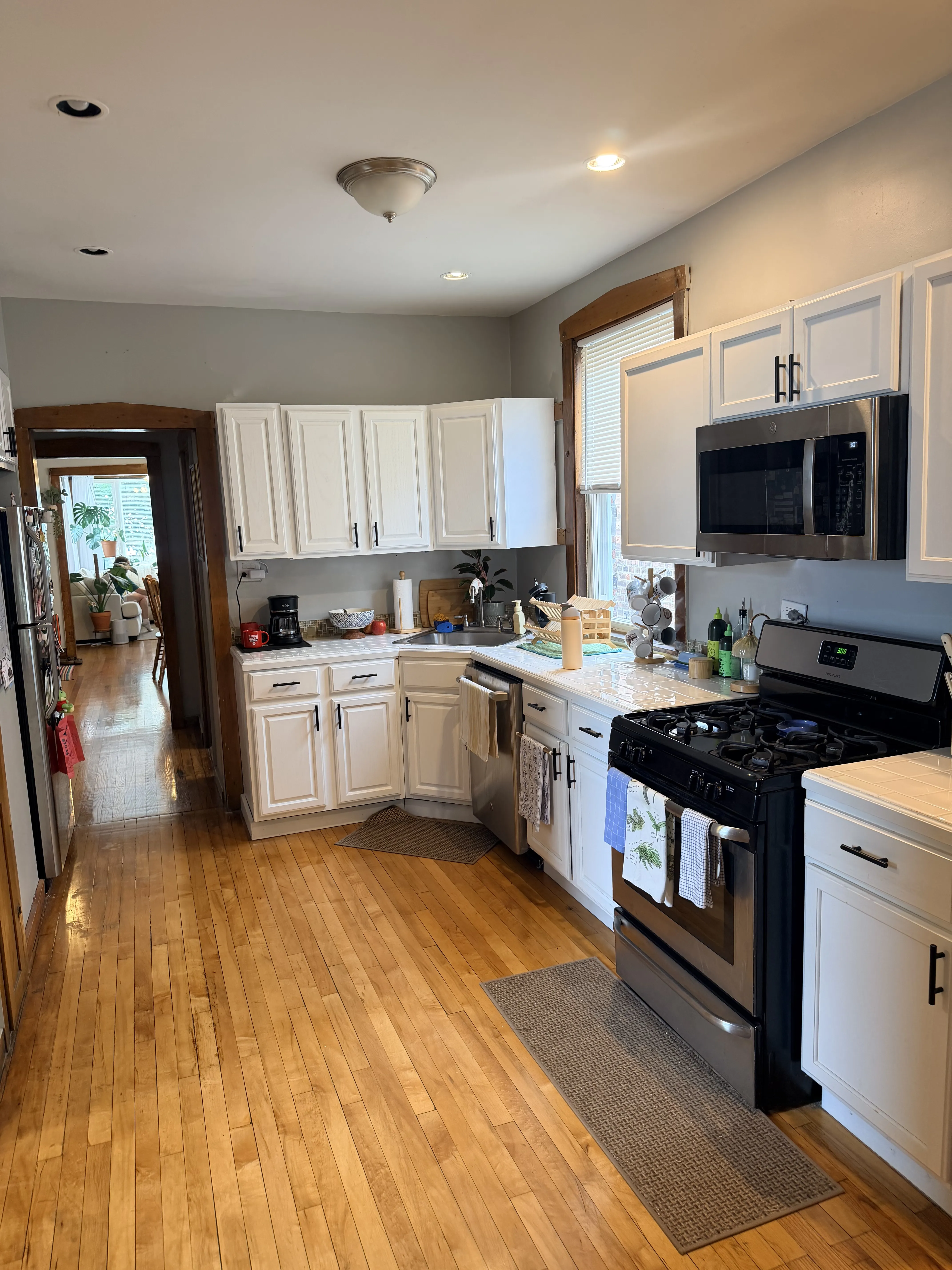 3063 N Gresham Ave 60618 60618-unit#2-Chicago-IL