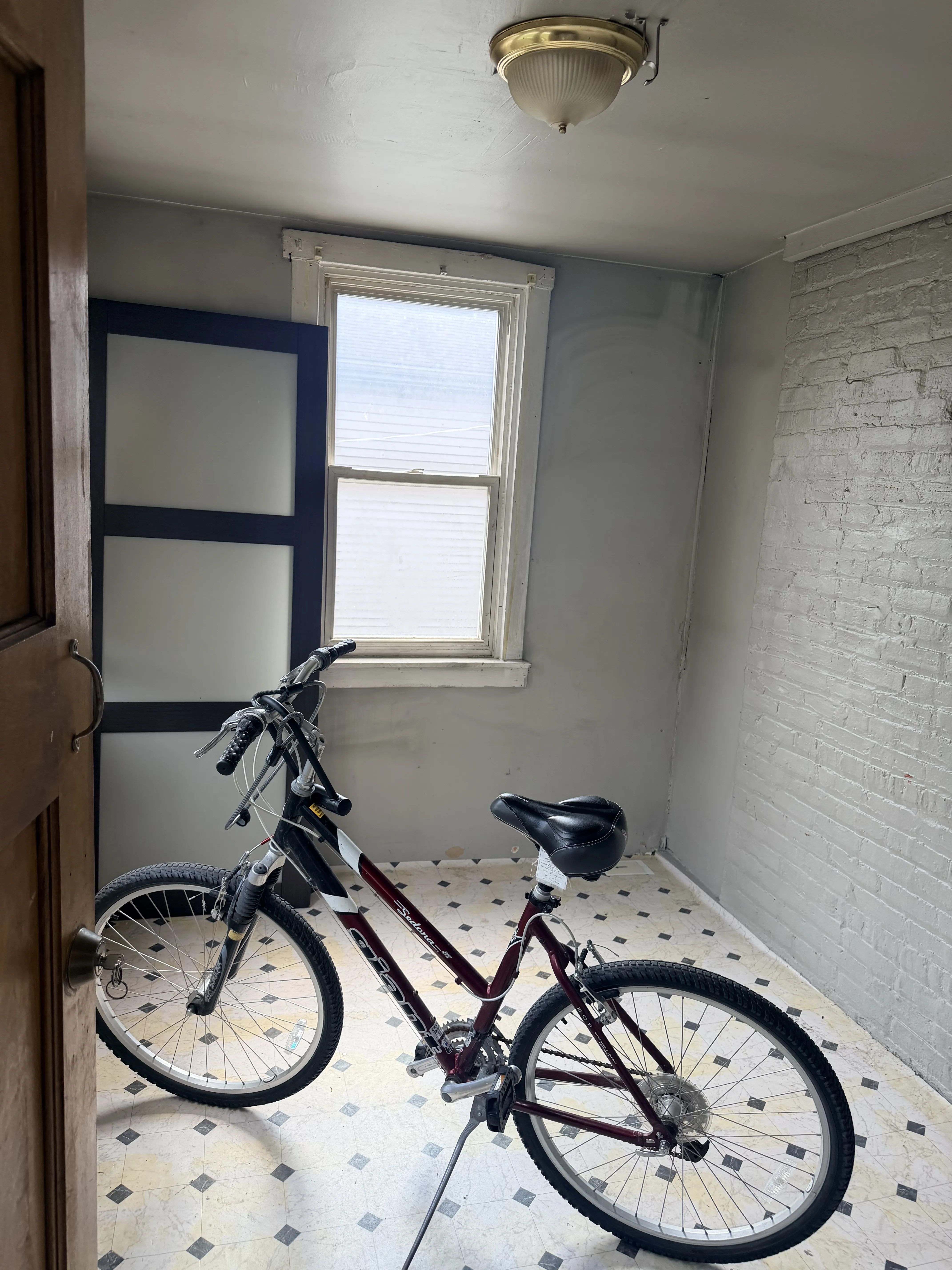 3063 N Gresham Ave 60618 60618-unit#2-Chicago-IL