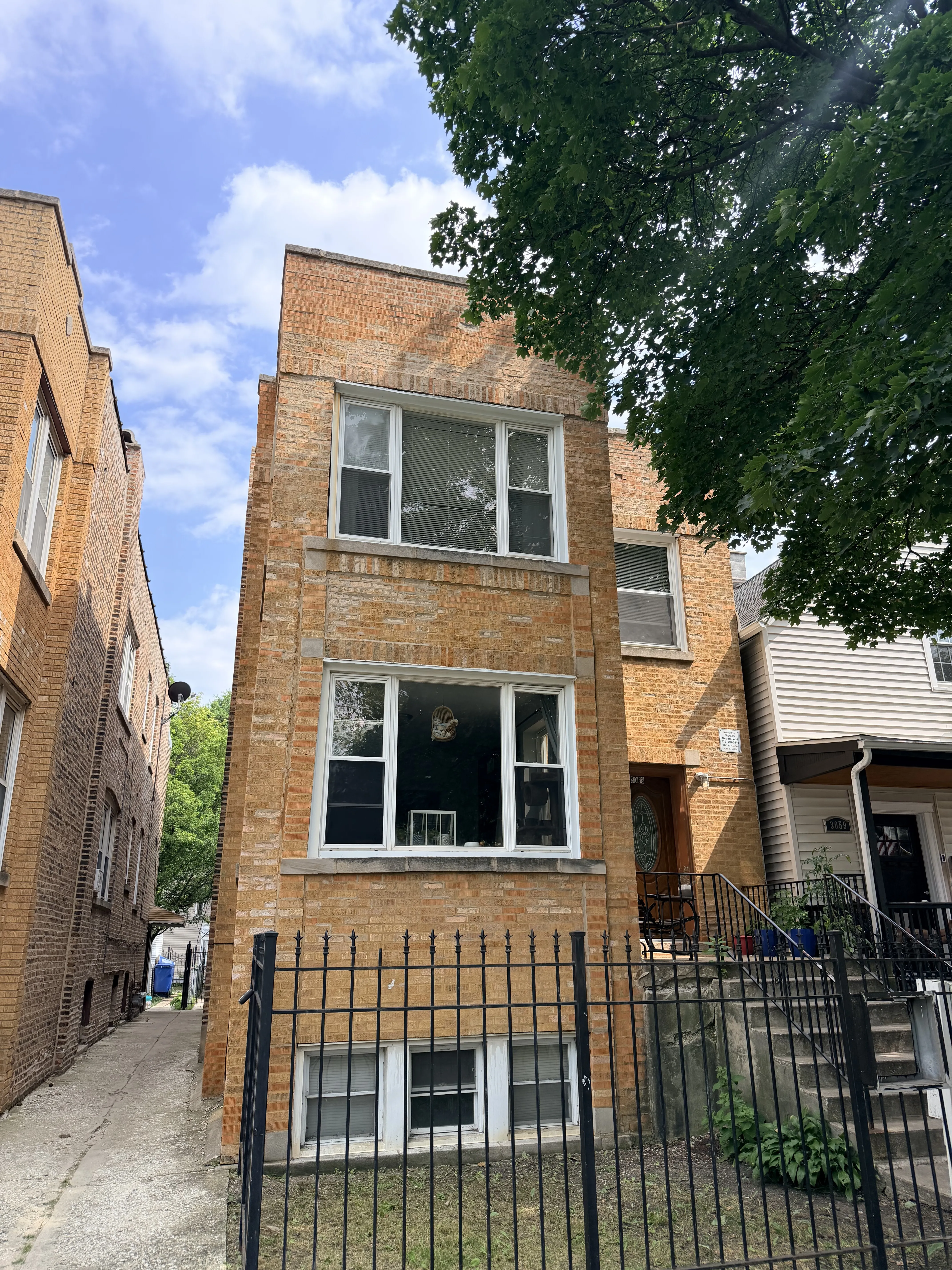 3063 N Gresham Ave 60618 60618-unit#2-Chicago-IL