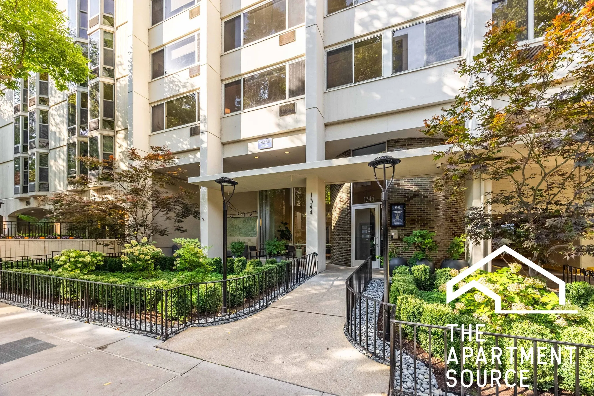 1344 N Dearborn St   60610 60610-unit#11F-Chicago-IL