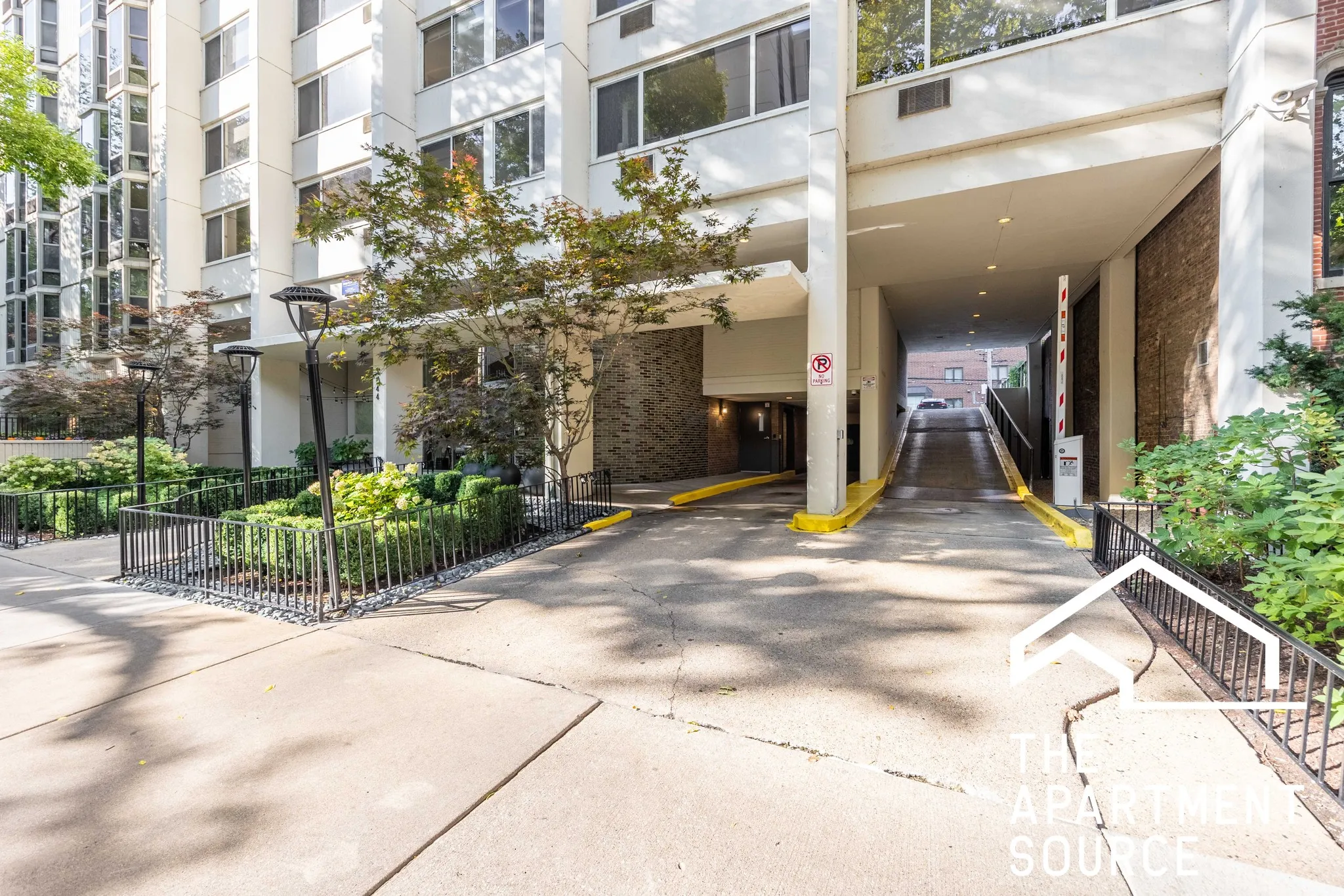 1344 N Dearborn St 60610 60610-unit#11F-Chicago-IL