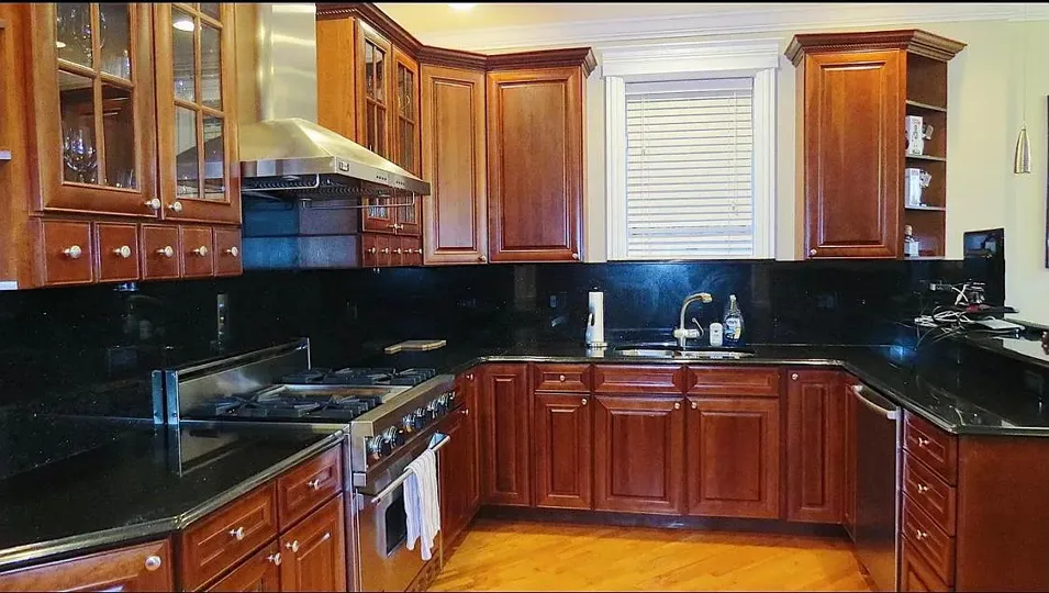 653 W Briar Pl 60657 60657-unit#2-Chicago-IL