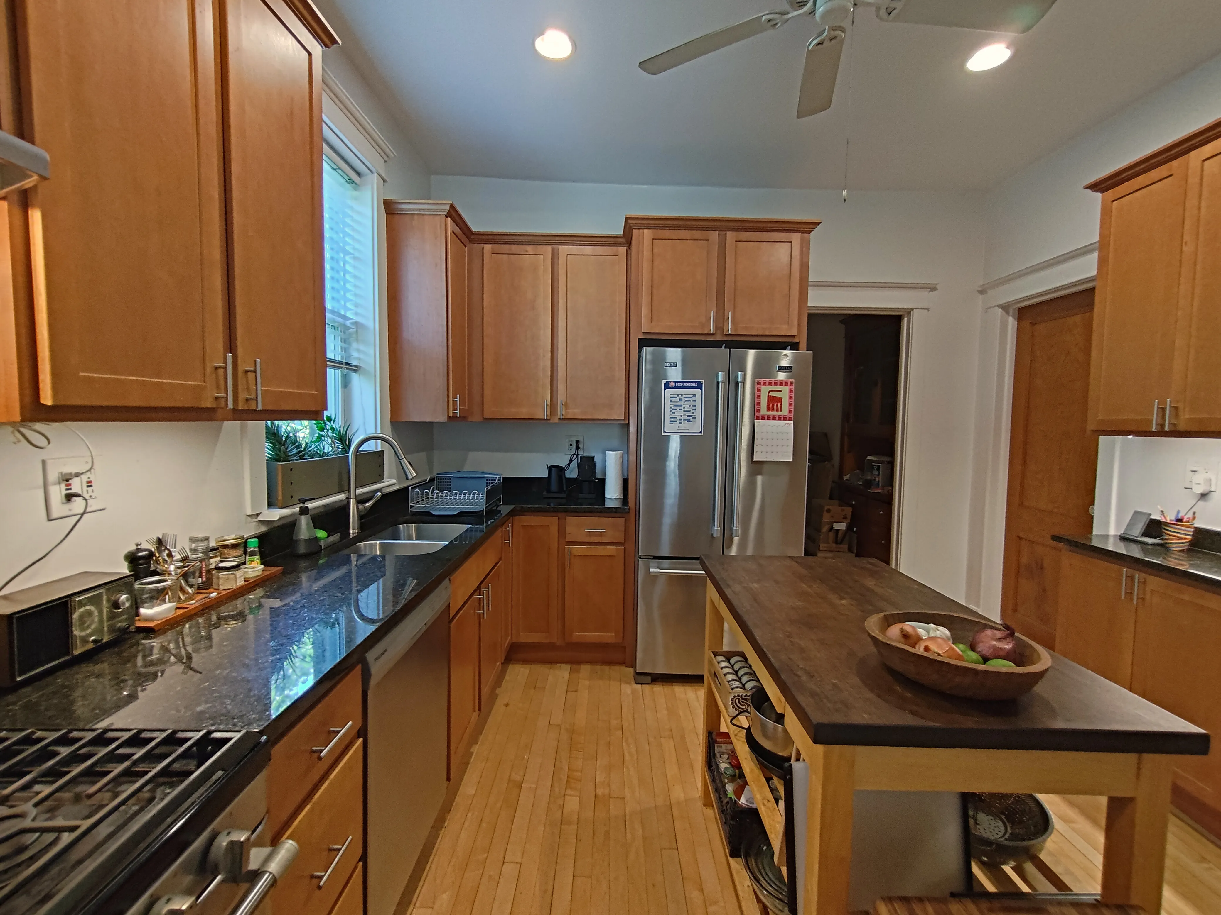 3643 N Bosworth Ave 60613-Bosworth Manor-unit#2-Chicato-IL