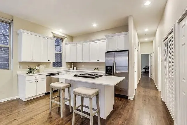 1617 N CAMPBELL AVE 60647-Campbell Gardens-unit#1N-Chicago-IL