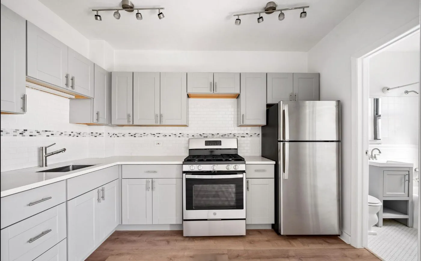 641 W Aldine Ave 60657 60657-unit#411-Chicago-IL
