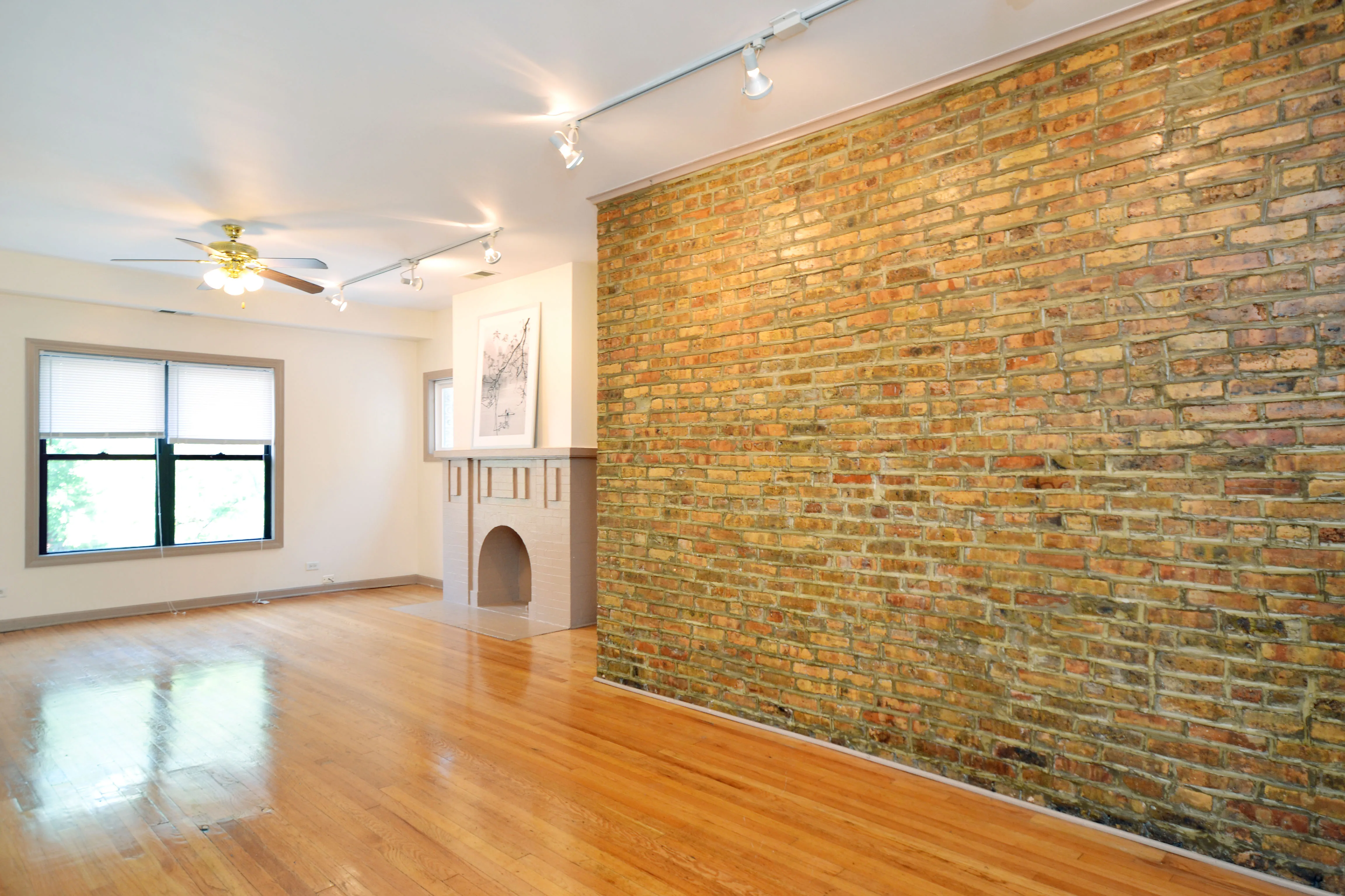 952 W Windsor Ave 60640 60640-unit#2W-Chicago-IL
