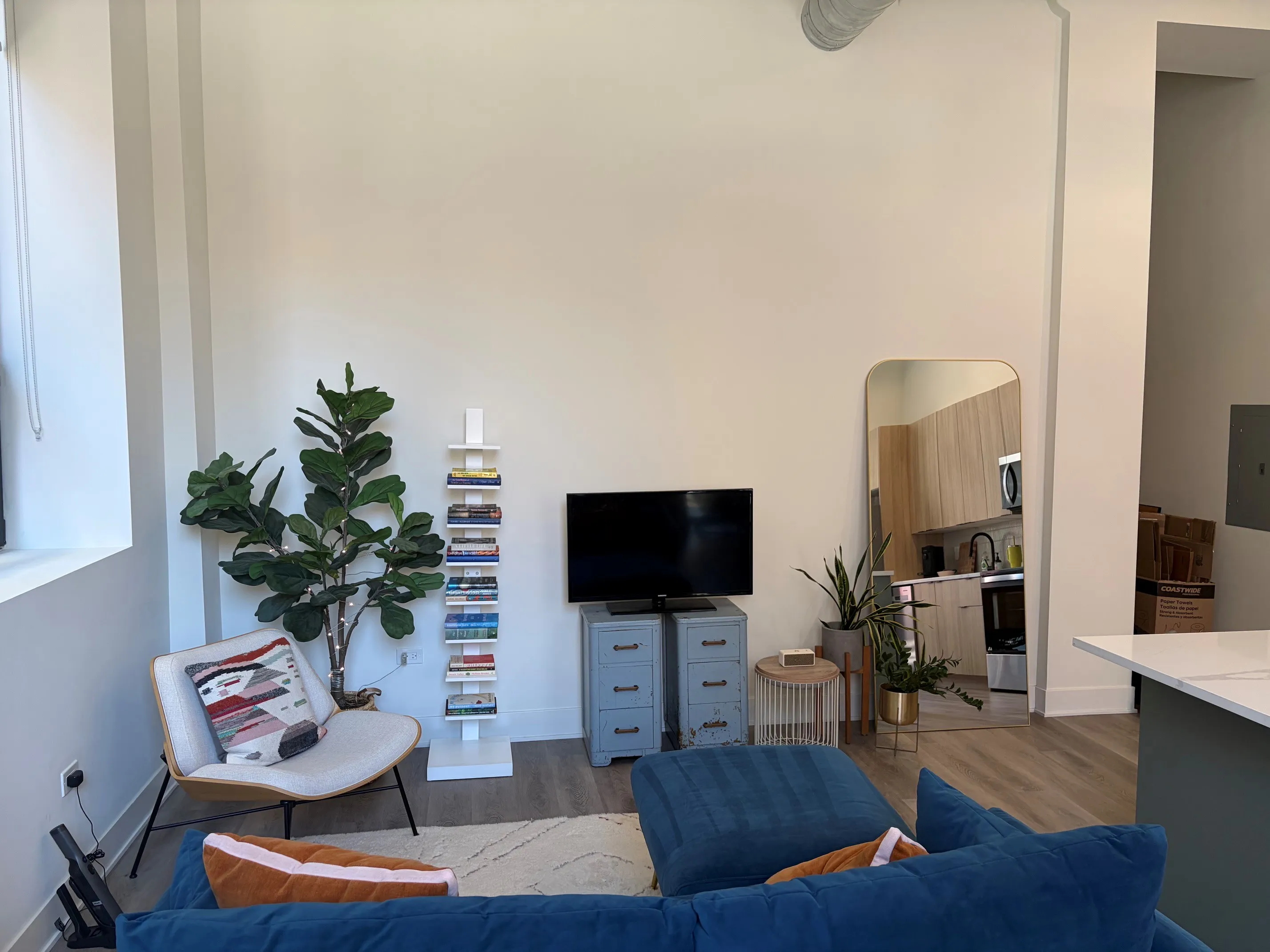 813 W Evergreen Ave   60642 60642-Evergreen Lofts-unit#205-Chicago-IL