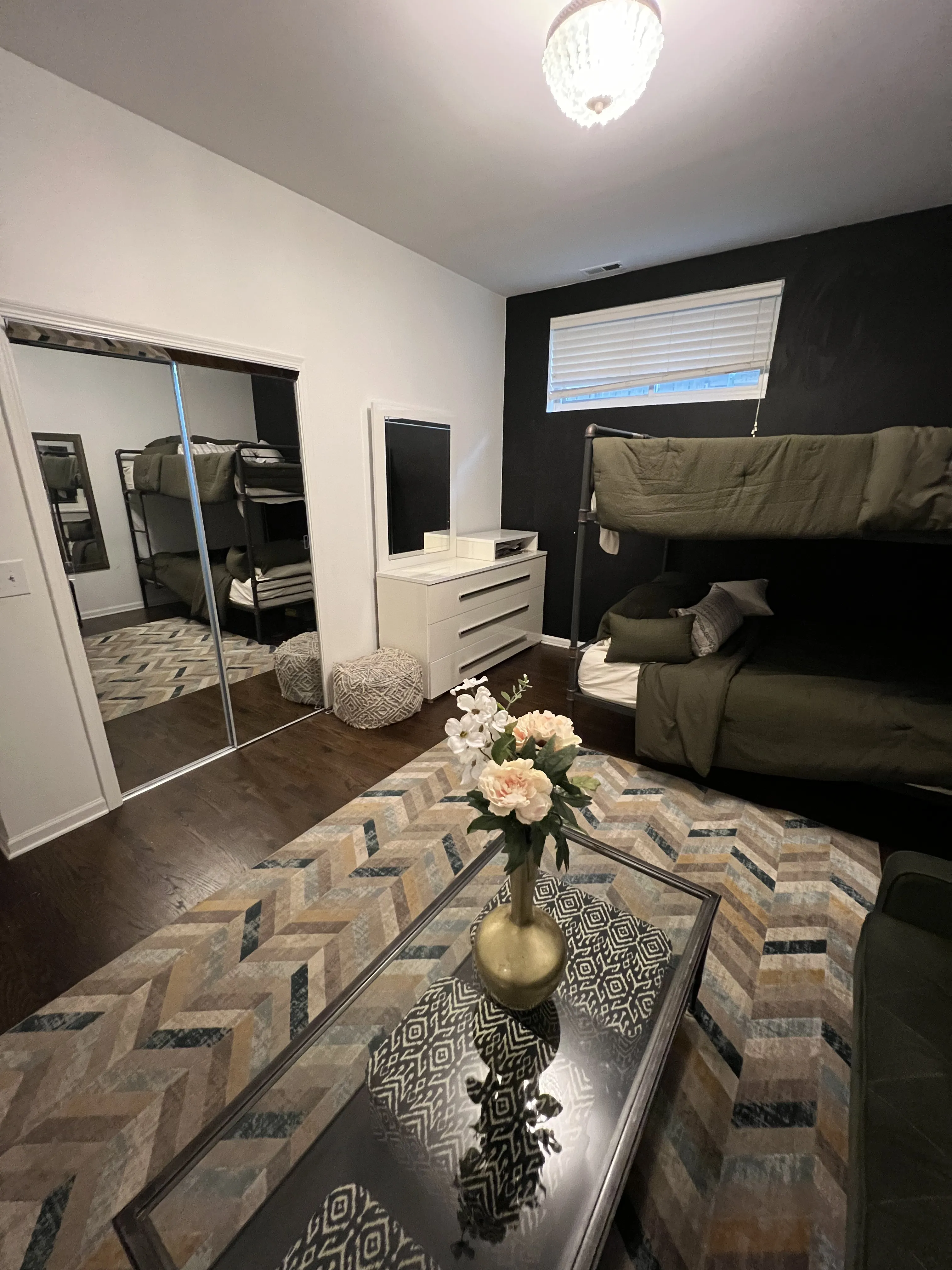 1617 N CAMPBELL AVE 60647-Campbell Gardens-unit#1N-Chicago-IL