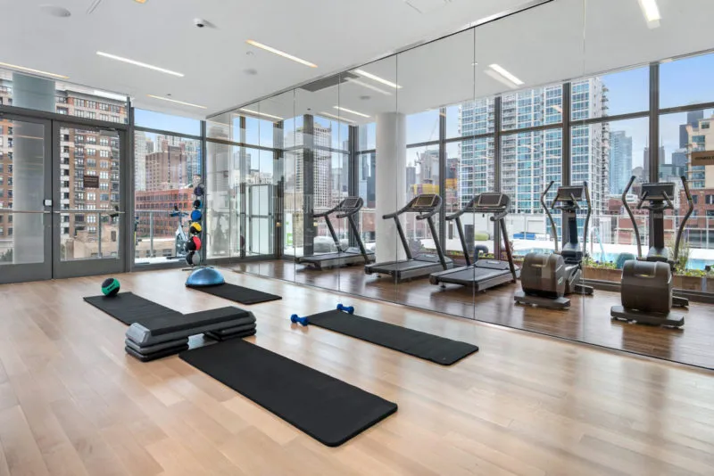 805 N La Salle Dr   60610 60610-unit#404-Chicago-IL