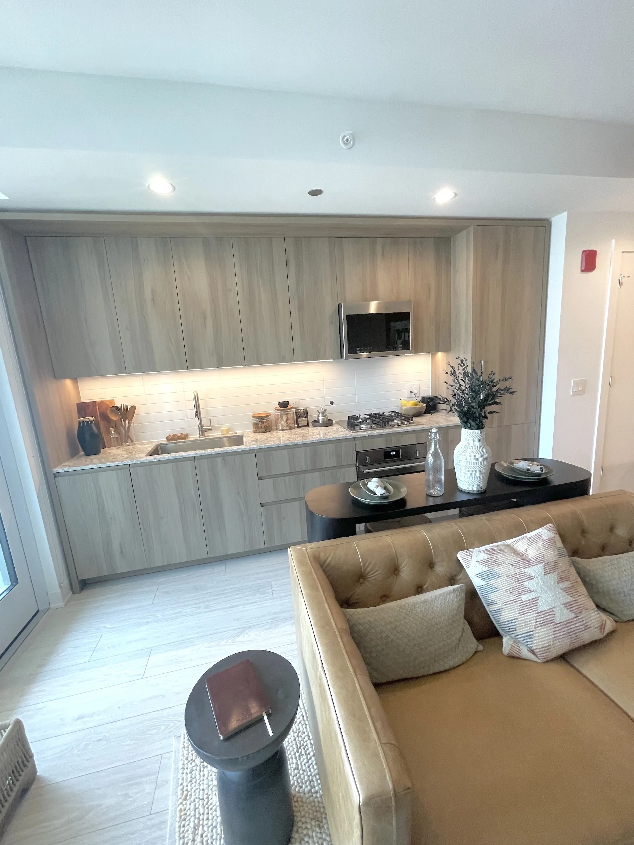 355 N Halsted St   60661 60661-unit#2008-Chicago-IL