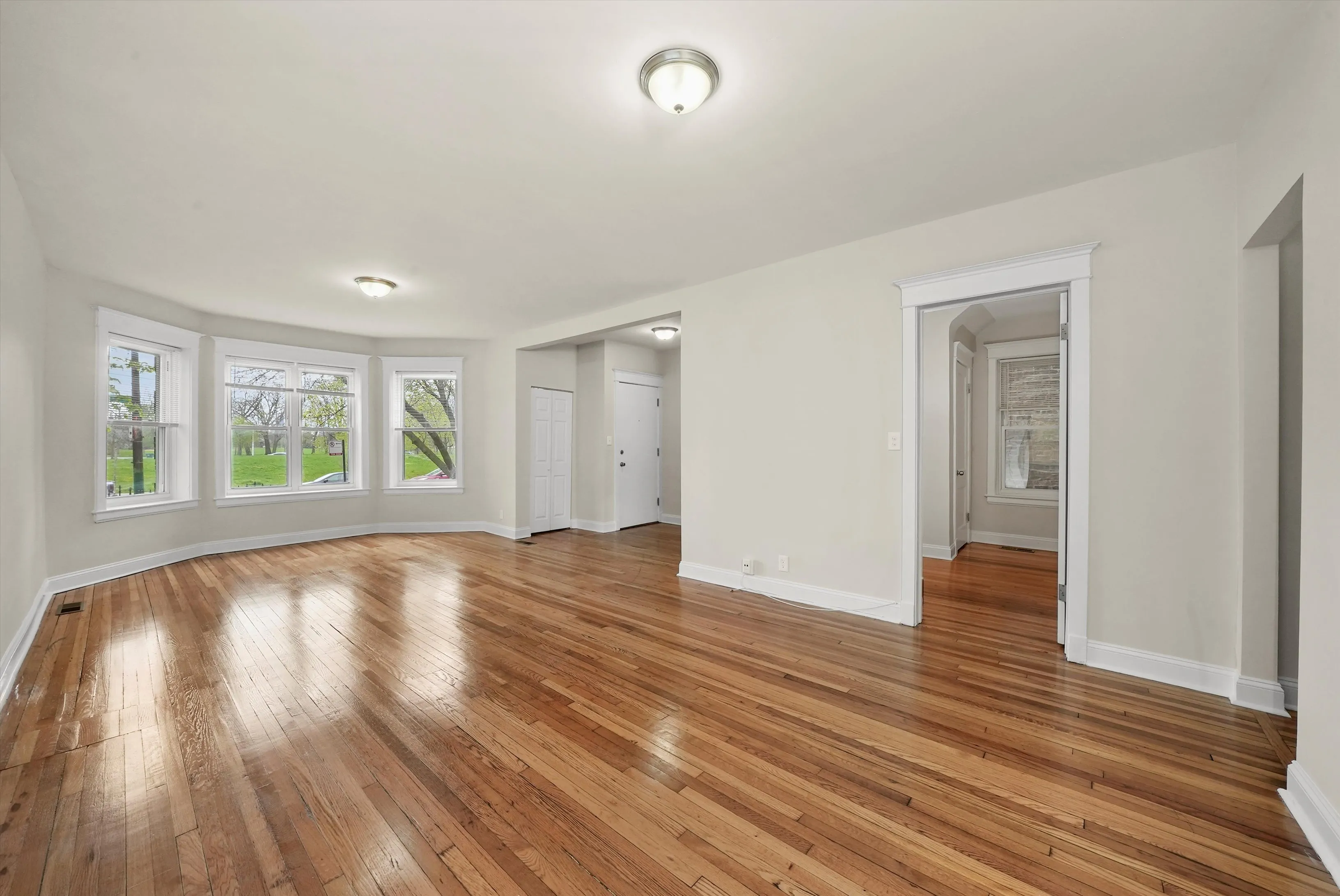 1524 N Kedzie Ave   60651 60651-unit#3-Chicago-IL