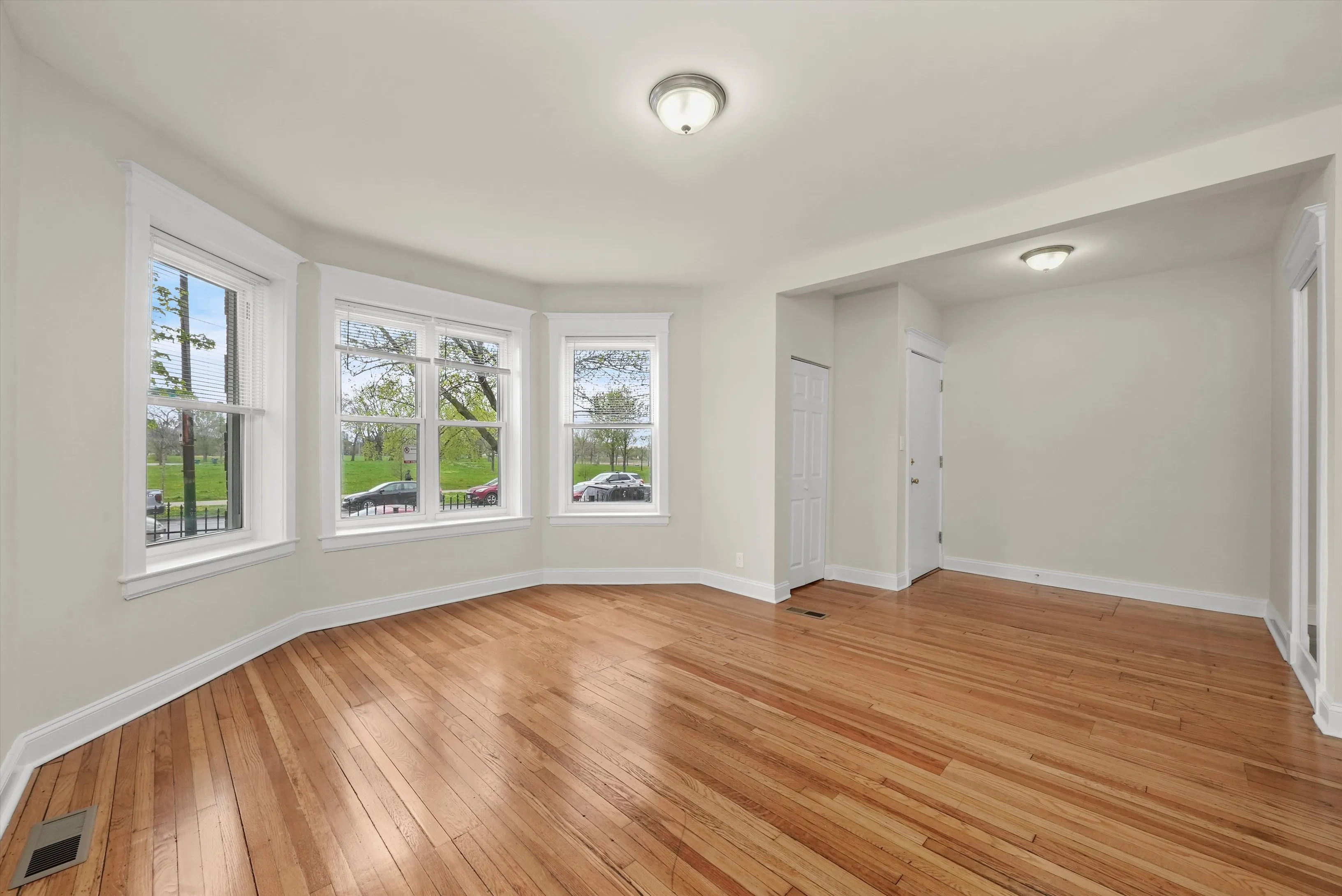1524 N Kedzie Ave   60651 60651-unit#3-Chicago-IL