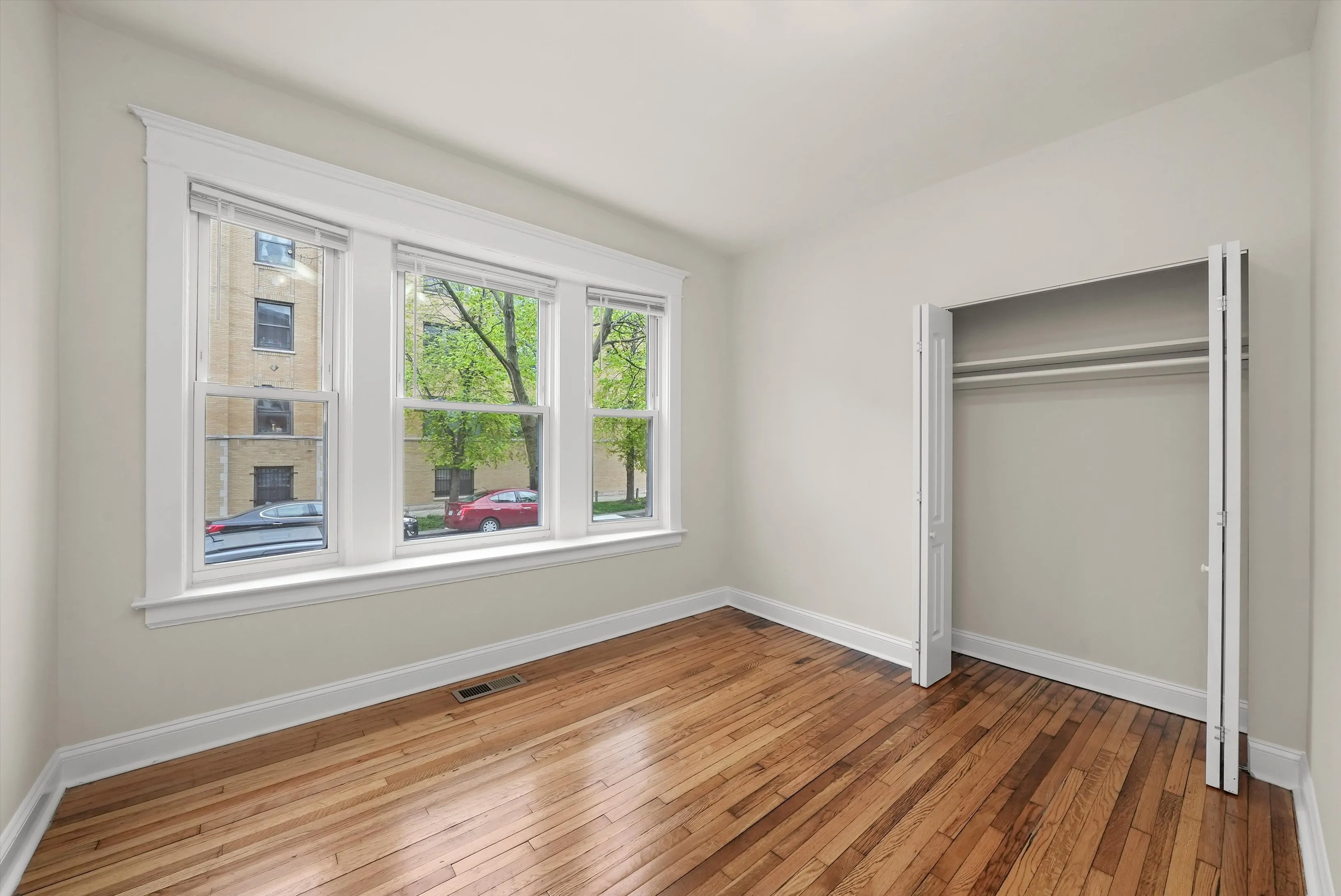 1524 N Kedzie Ave   60651 60651-unit#3-Chicago-IL