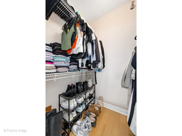 400 N Lasalle Blvd 60654-unit#4402-Chicago-IL