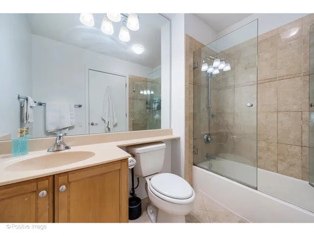 400 N Lasalle Blvd 60654-unit#4402-Chicago-IL
