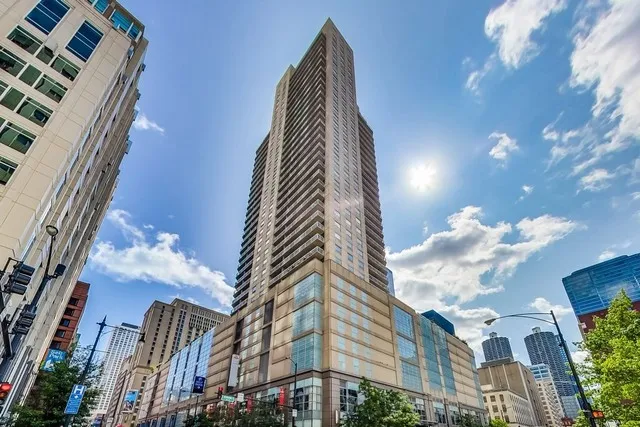 545 N Dearborn Pkwy 60654 60654-Grand Plaza-unit#3008-Chicago-IL