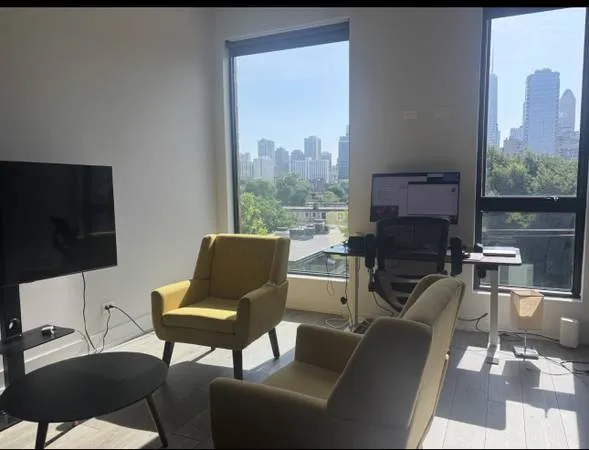 853 N Larrabee St   60610 60610-Chicago-IL