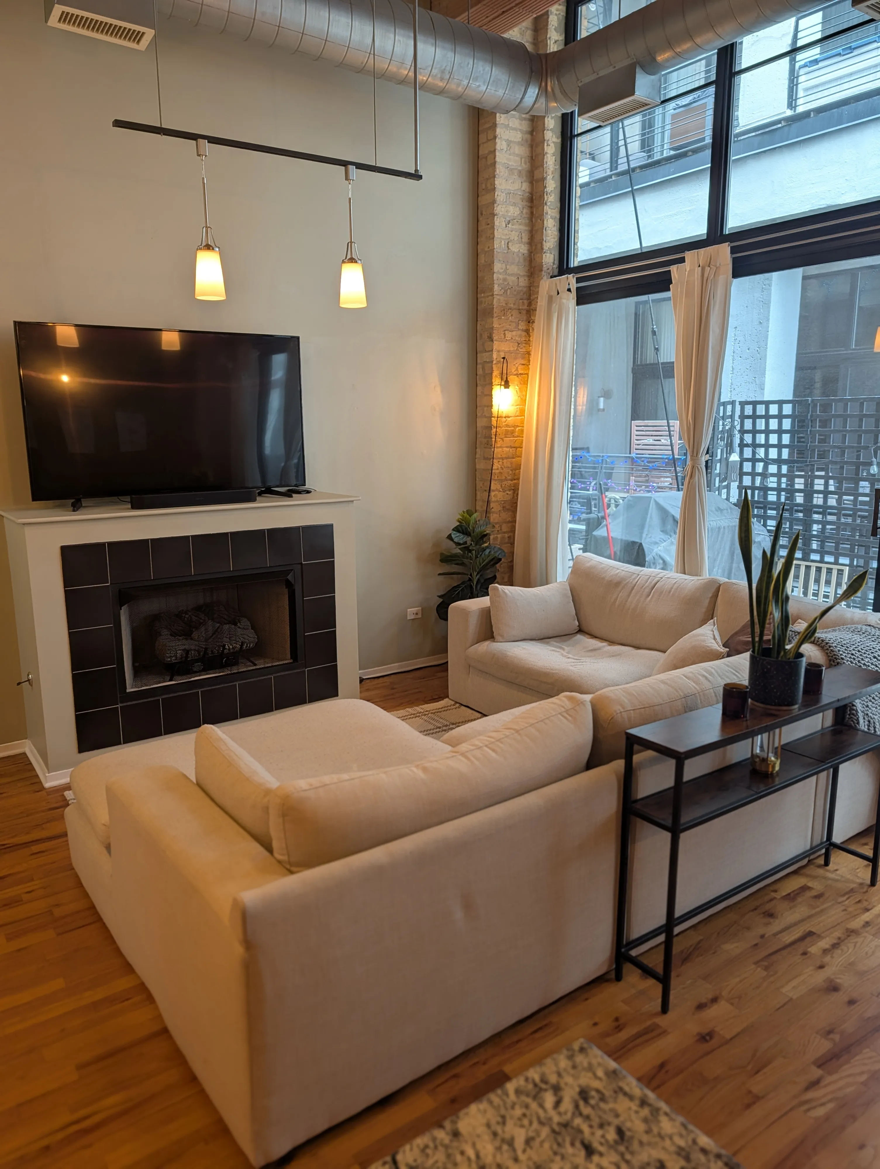 1935 N Fairfield Ave   60647 60647-Silk Factory Lofts-unit#212-Chicago-IL