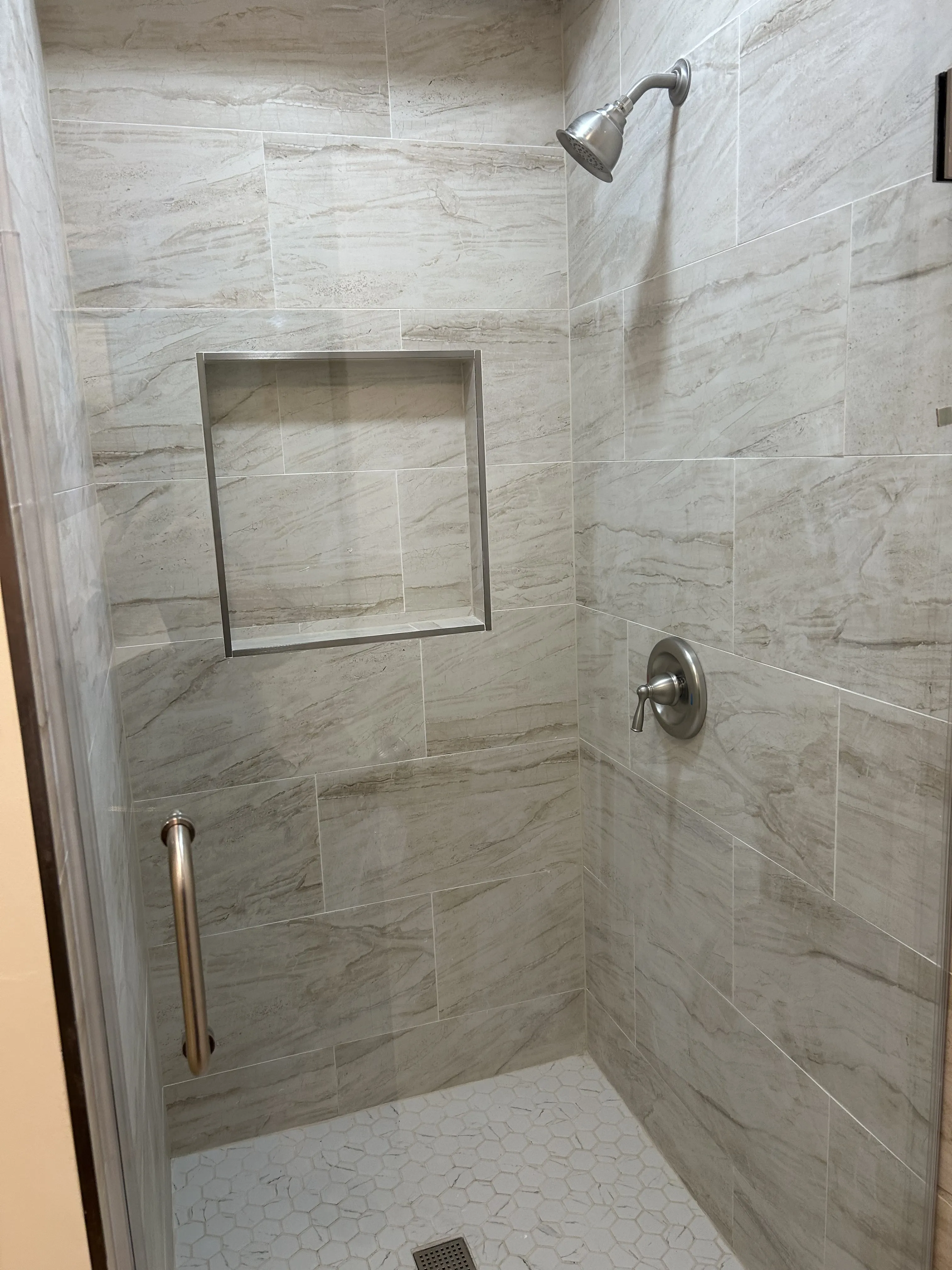 5746 N Milwaukee Ave 60646 60646-unit#1-Chicago-IL