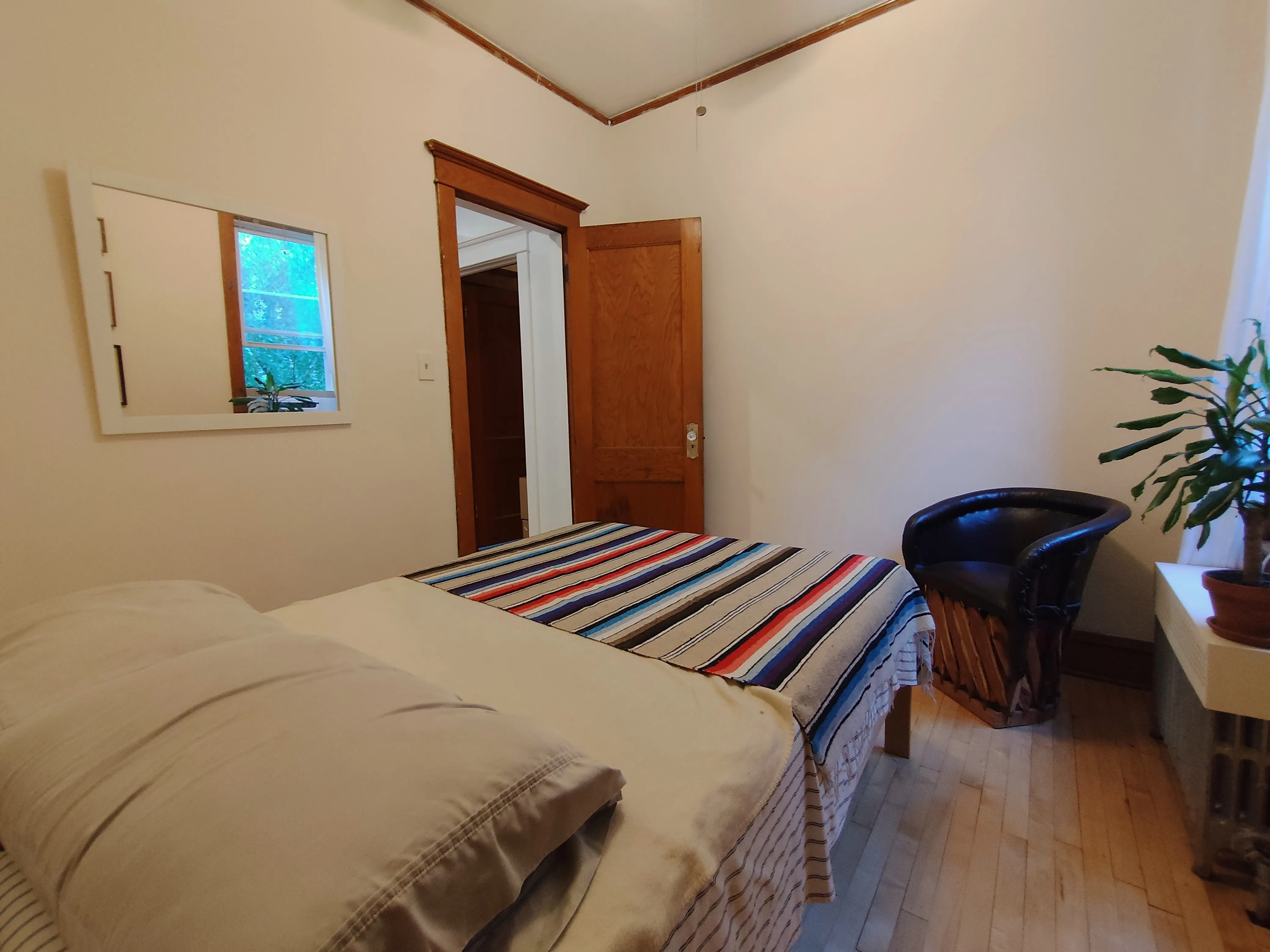 3643 N Bosworth Ave 60613-Bosworth Manor-unit#2-Chicato-IL
