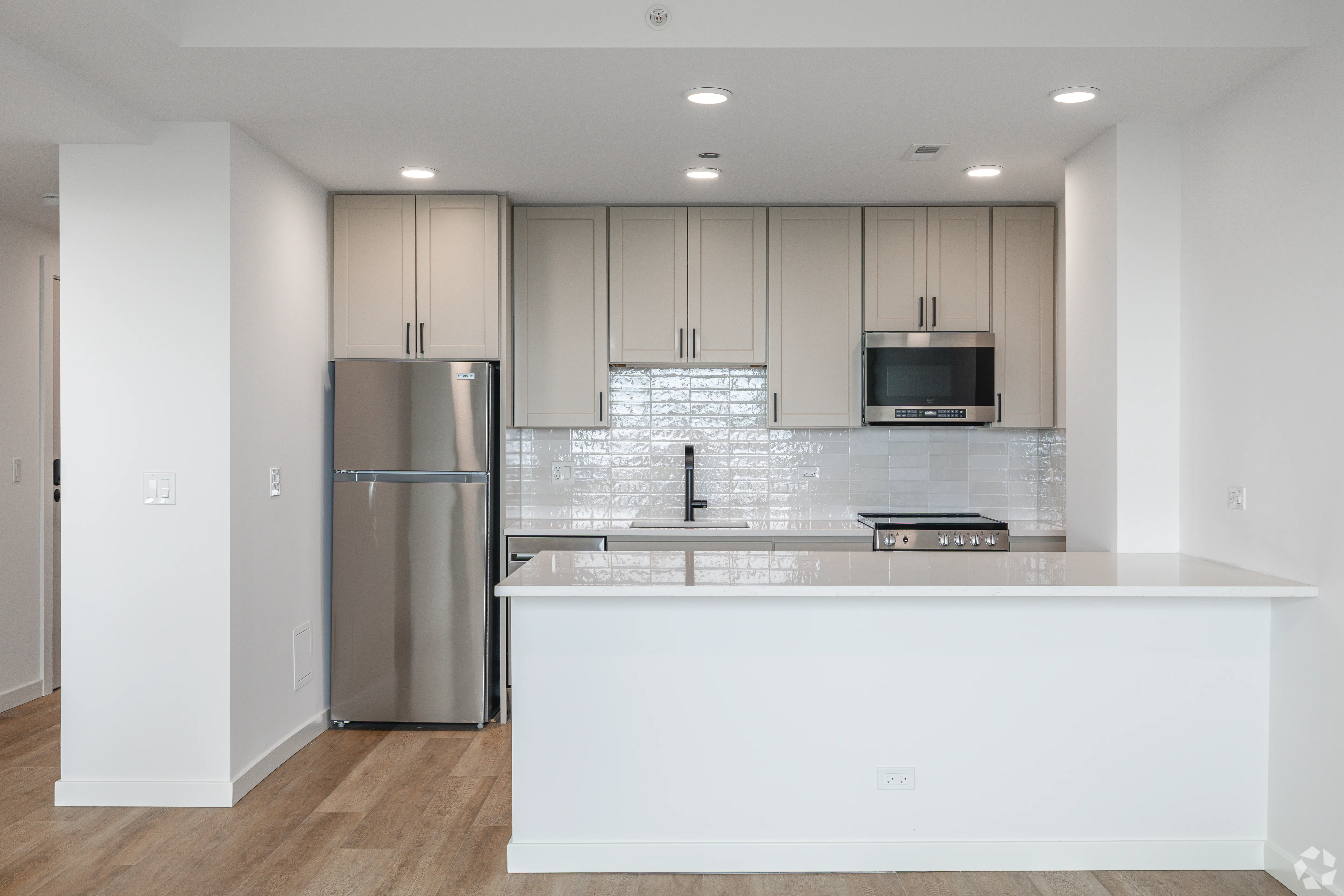 2140 N Lincoln Park W 60614 60614-unit#501-Chicago-IL