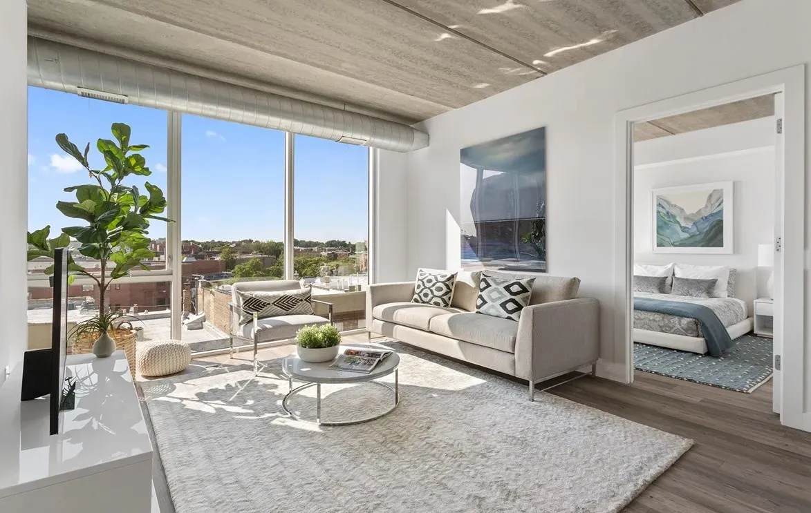 734 W Sheridan Rd 60613 60613-unit#811-Chicago-IL