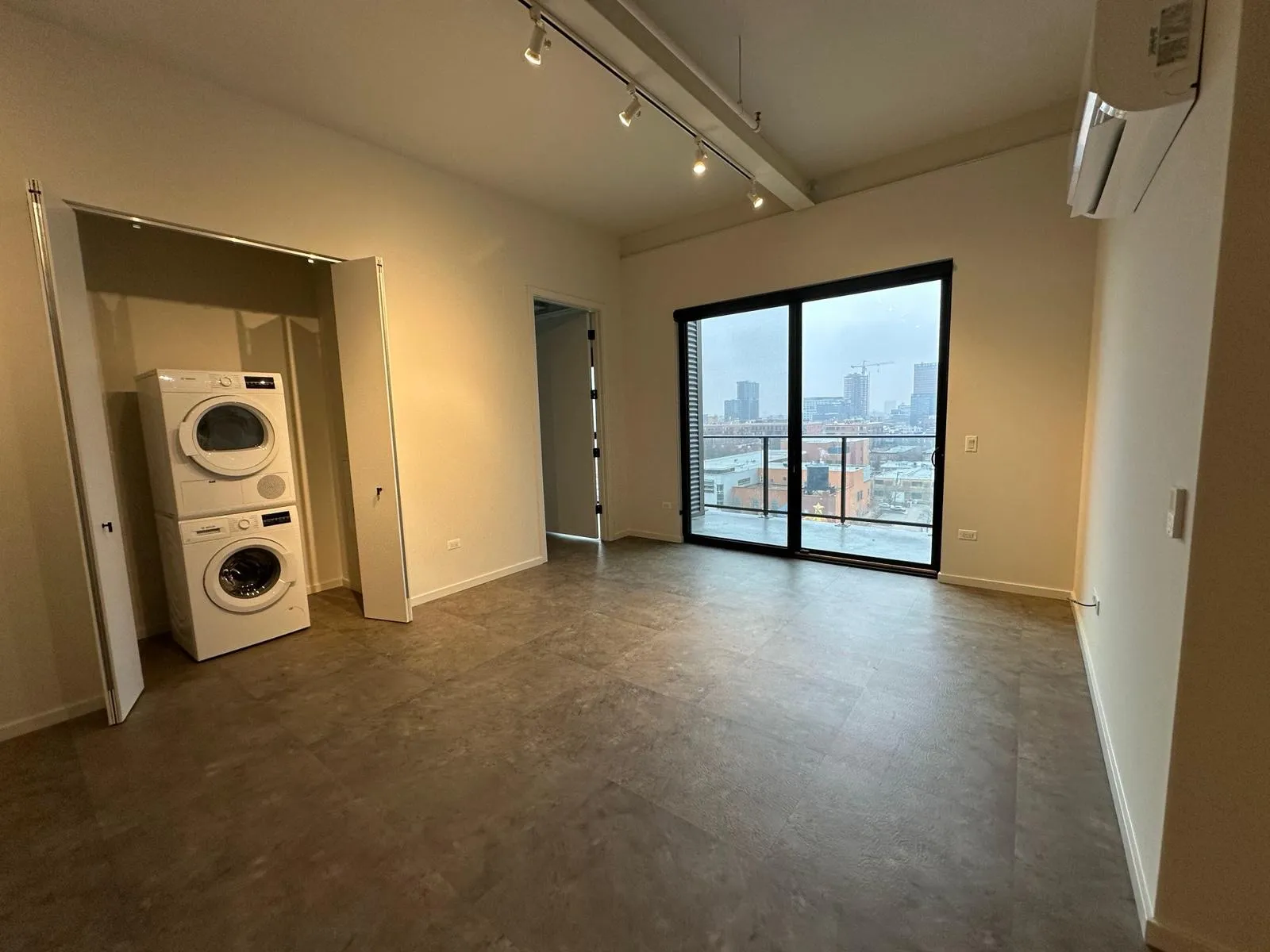 1220 W Jackson Blvd 60607 60607-The Jax-unit#1006-Chicago-IL