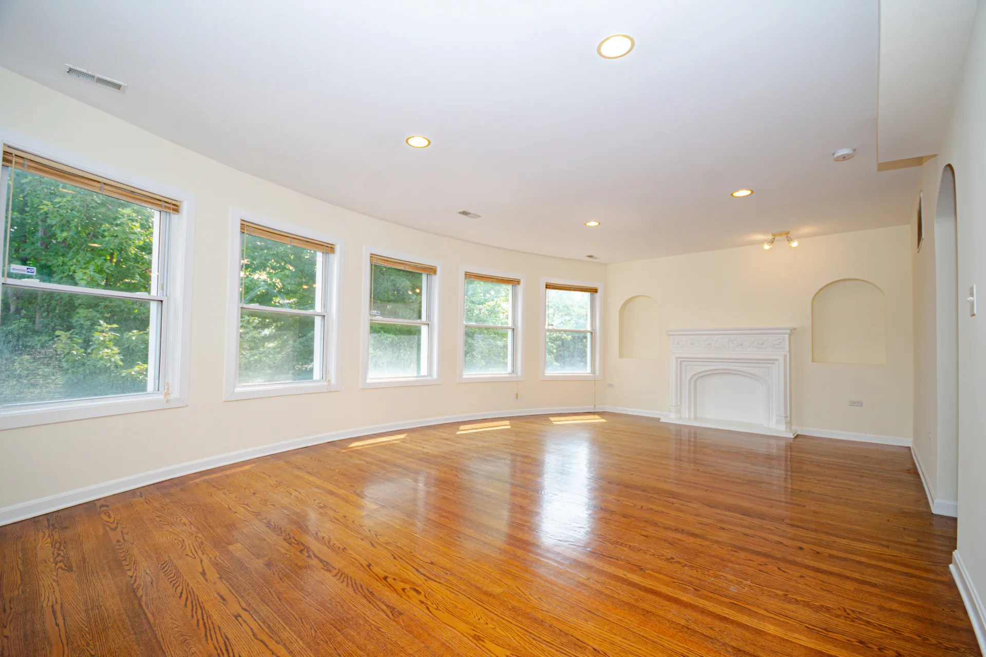 7554 N Claremont Ave 60645 60645-unit#2-Chicago-IL