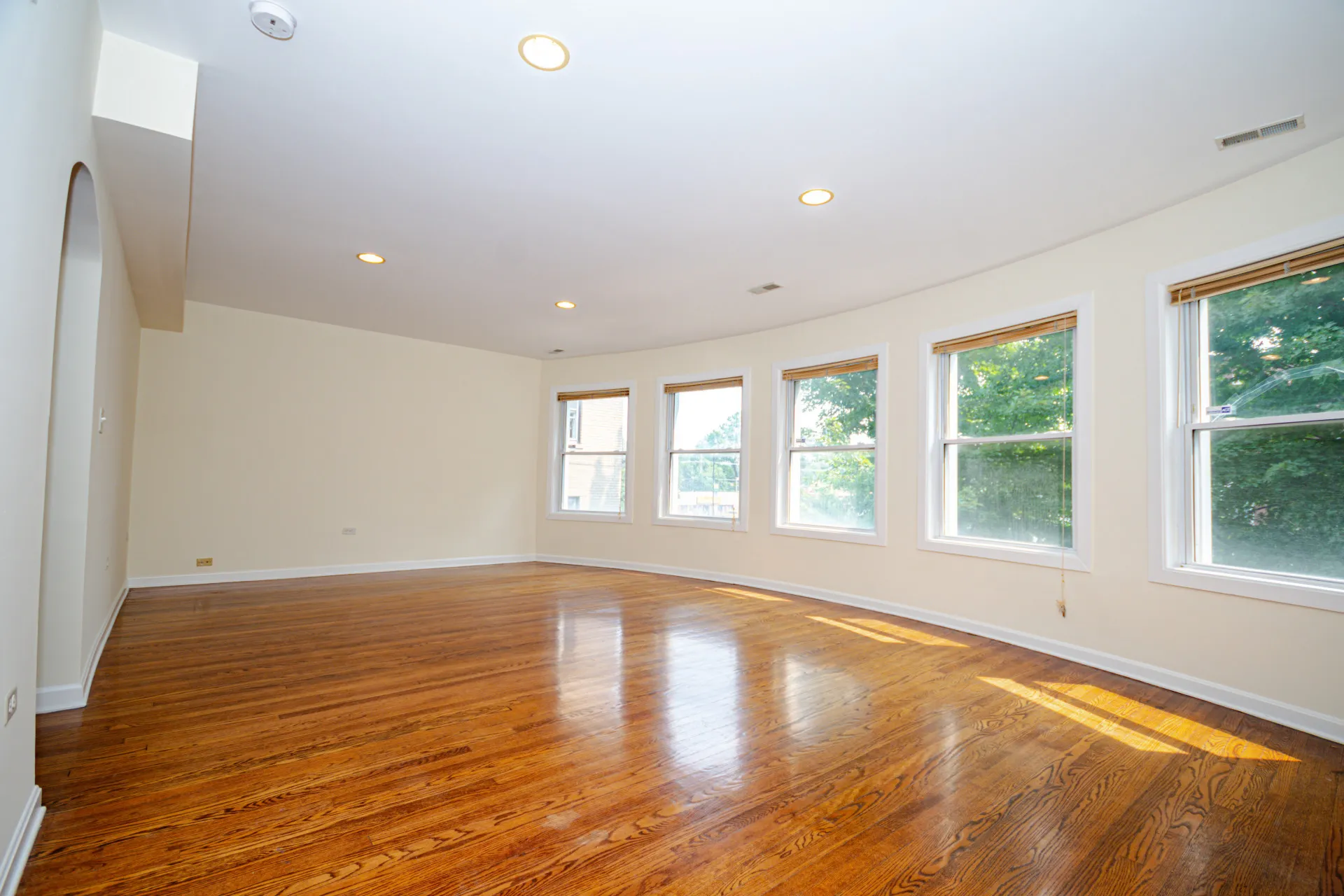 7554 N Claremont Ave 60645 60645-unit#2-Chicago-IL