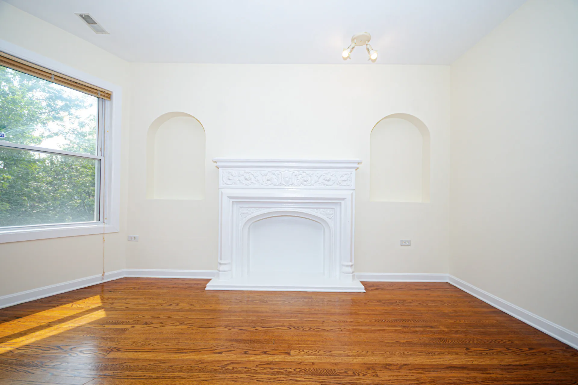 7554 N Claremont Ave 60645 60645-unit#2-Chicago-IL